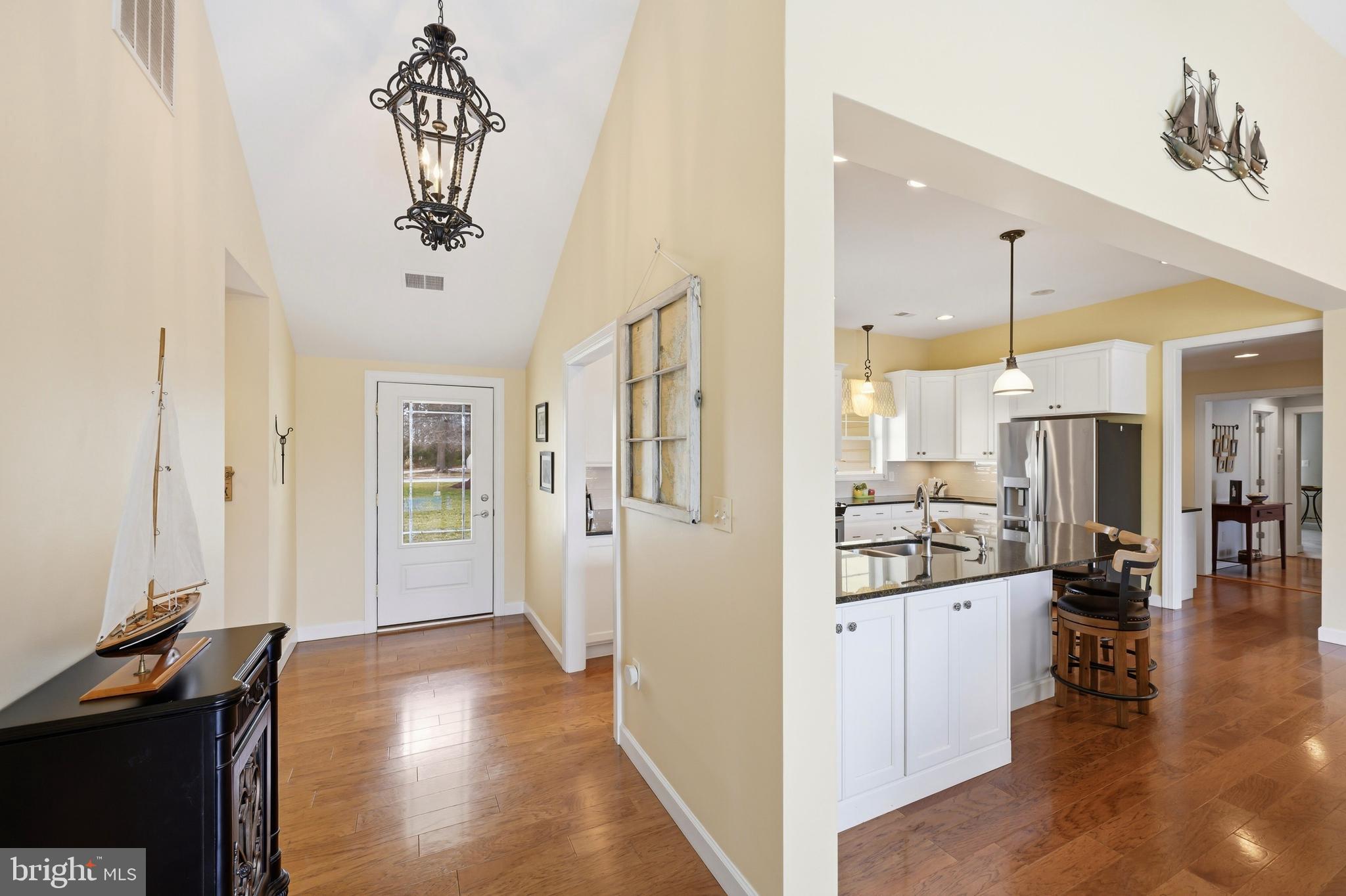 QUEEN ANNE ACRES - Residential