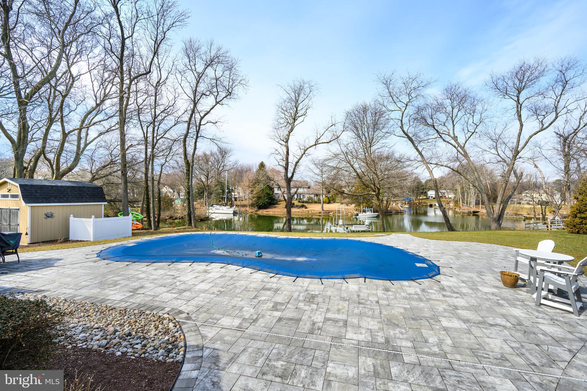 QUEEN ANNE ACRES - Residential