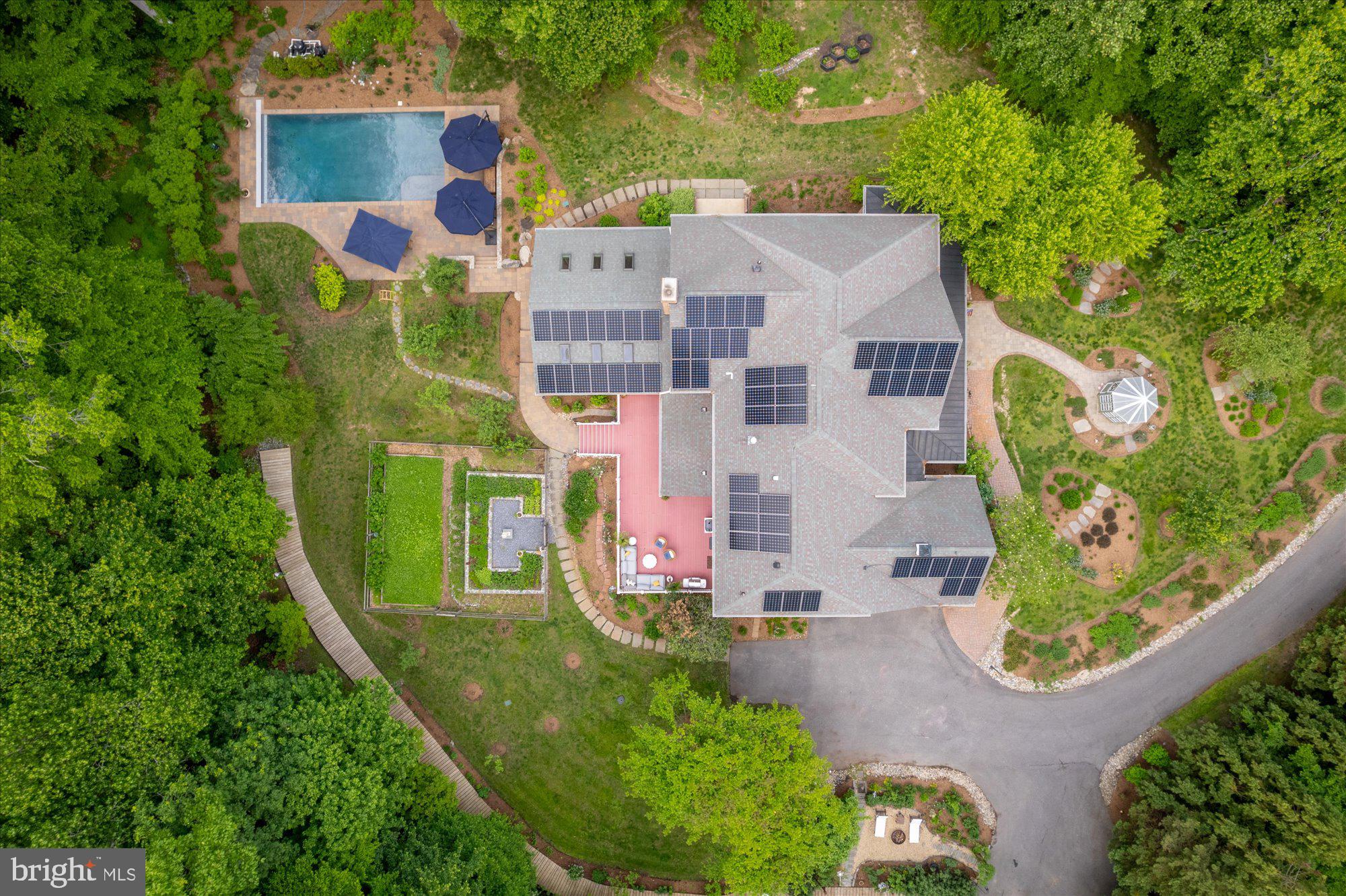 IDLEWILD FARM - Residential