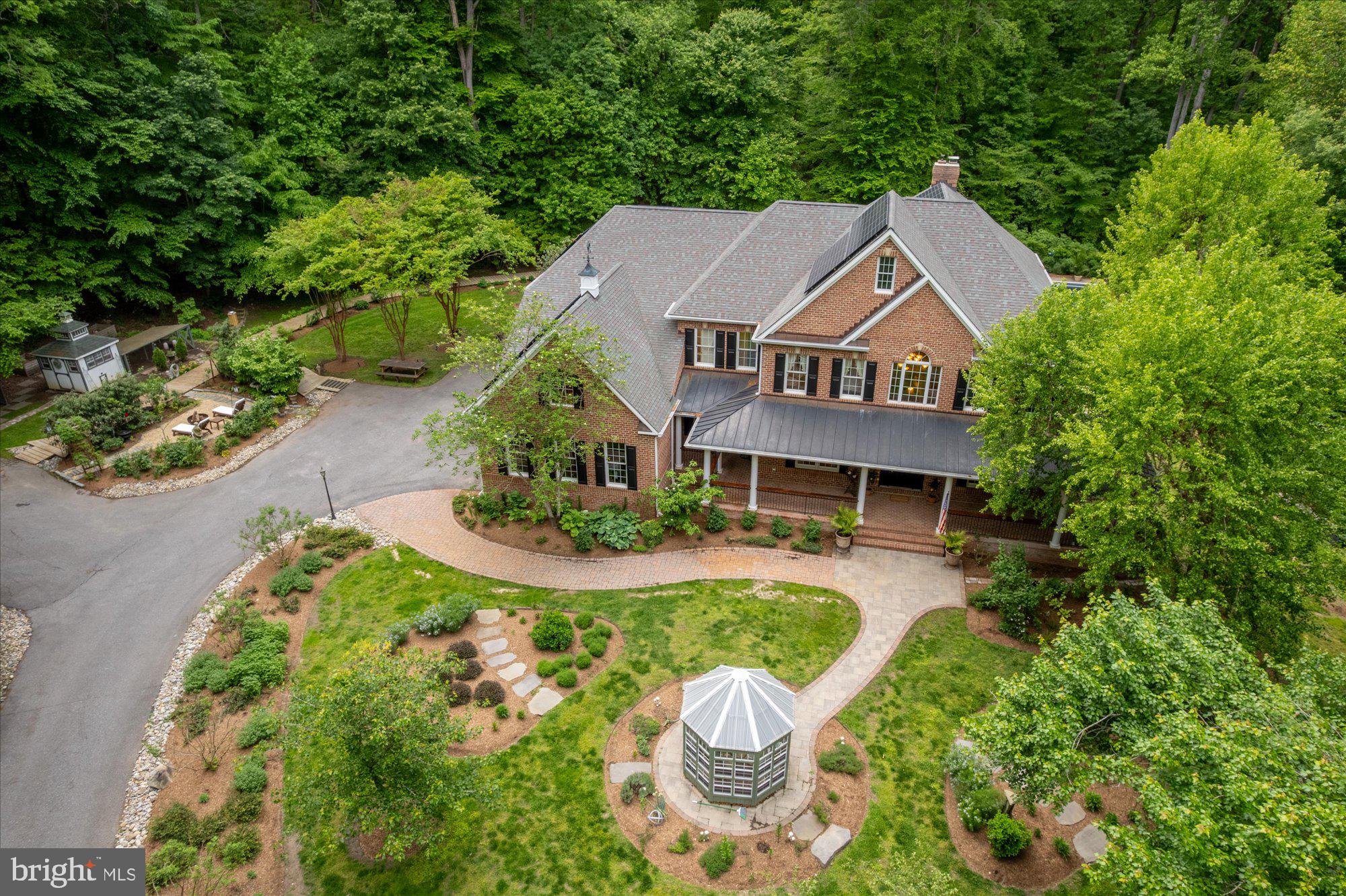 IDLEWILD FARM - Residential