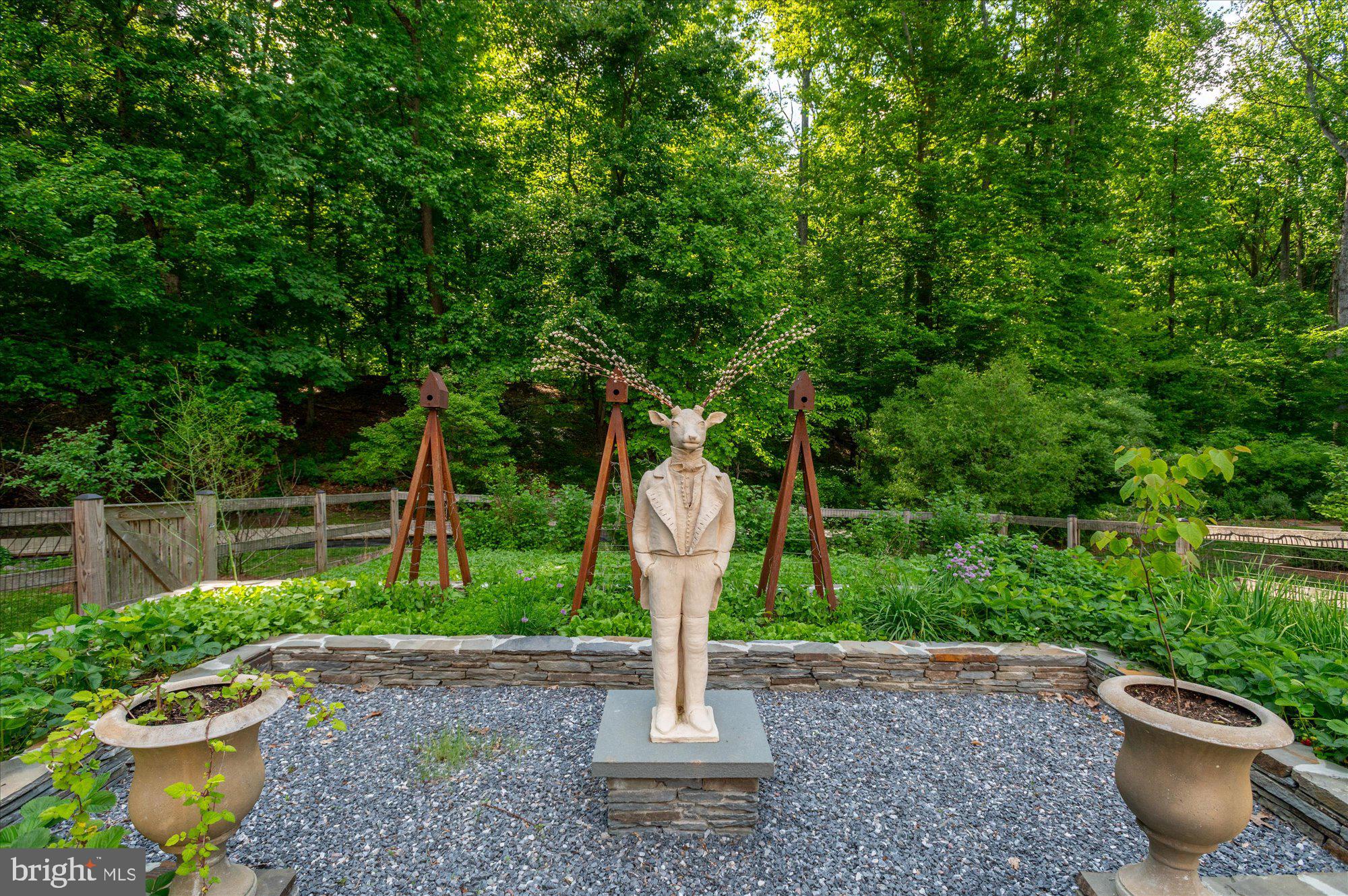 IDLEWILD FARM - Residential