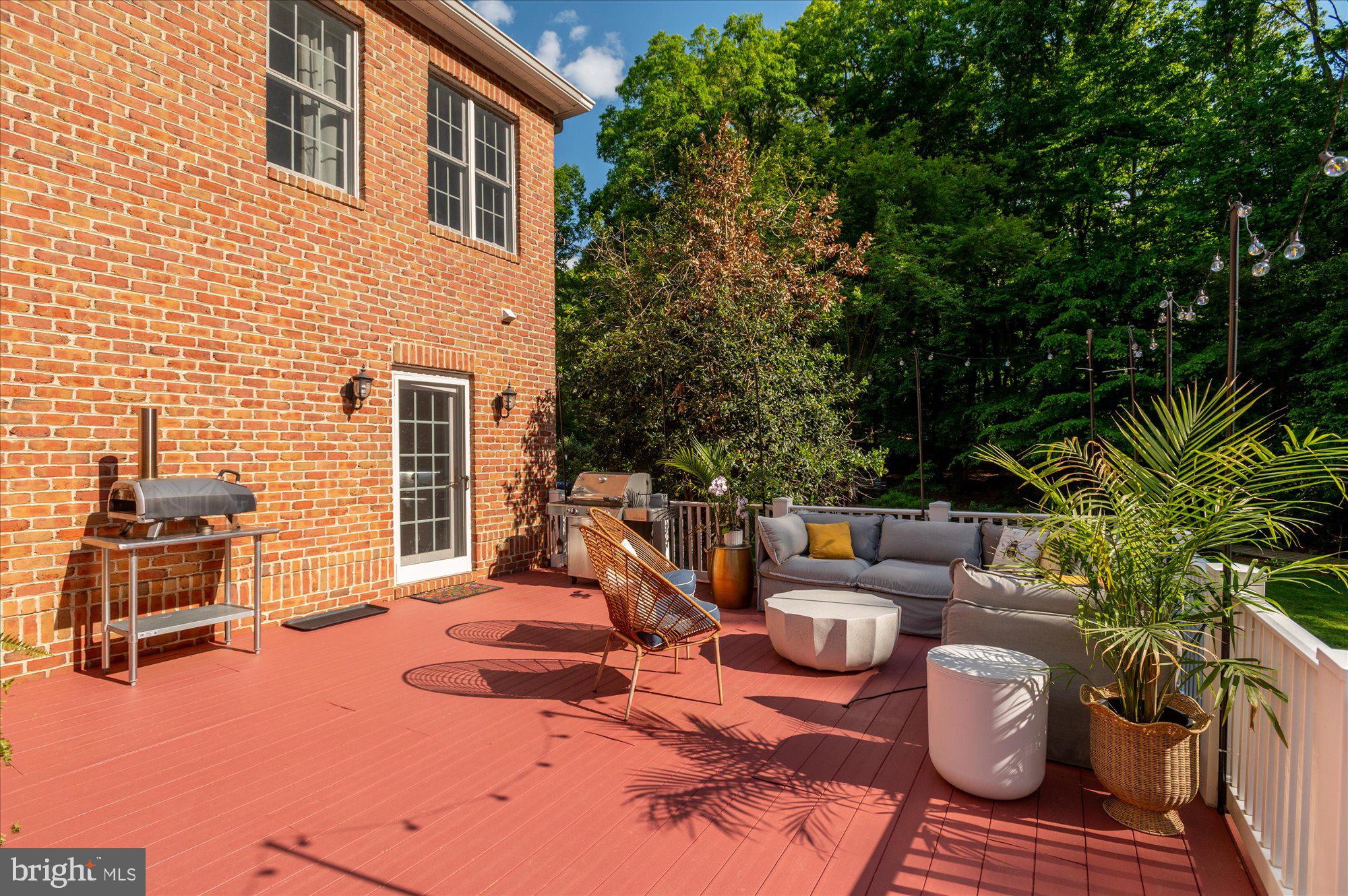 IDLEWILD FARM - Residential