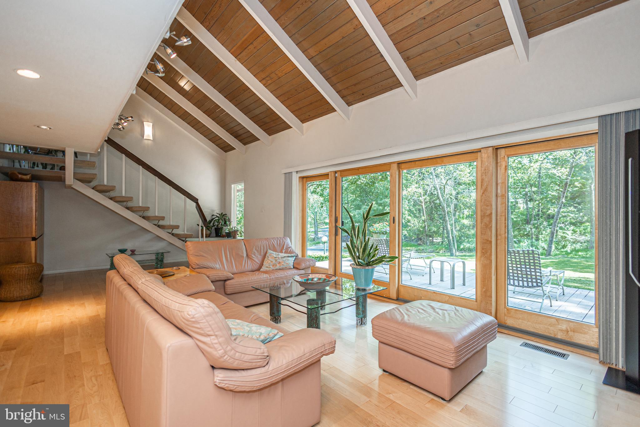 SUNNY KNOLLS - Residential