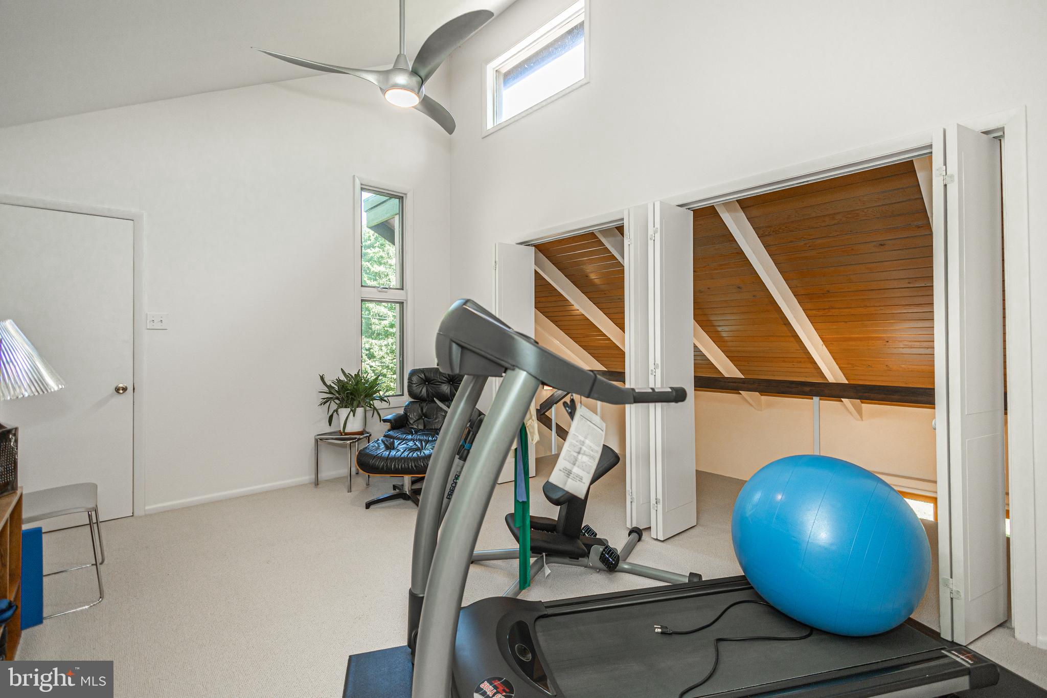 SUNNY KNOLLS - Residential