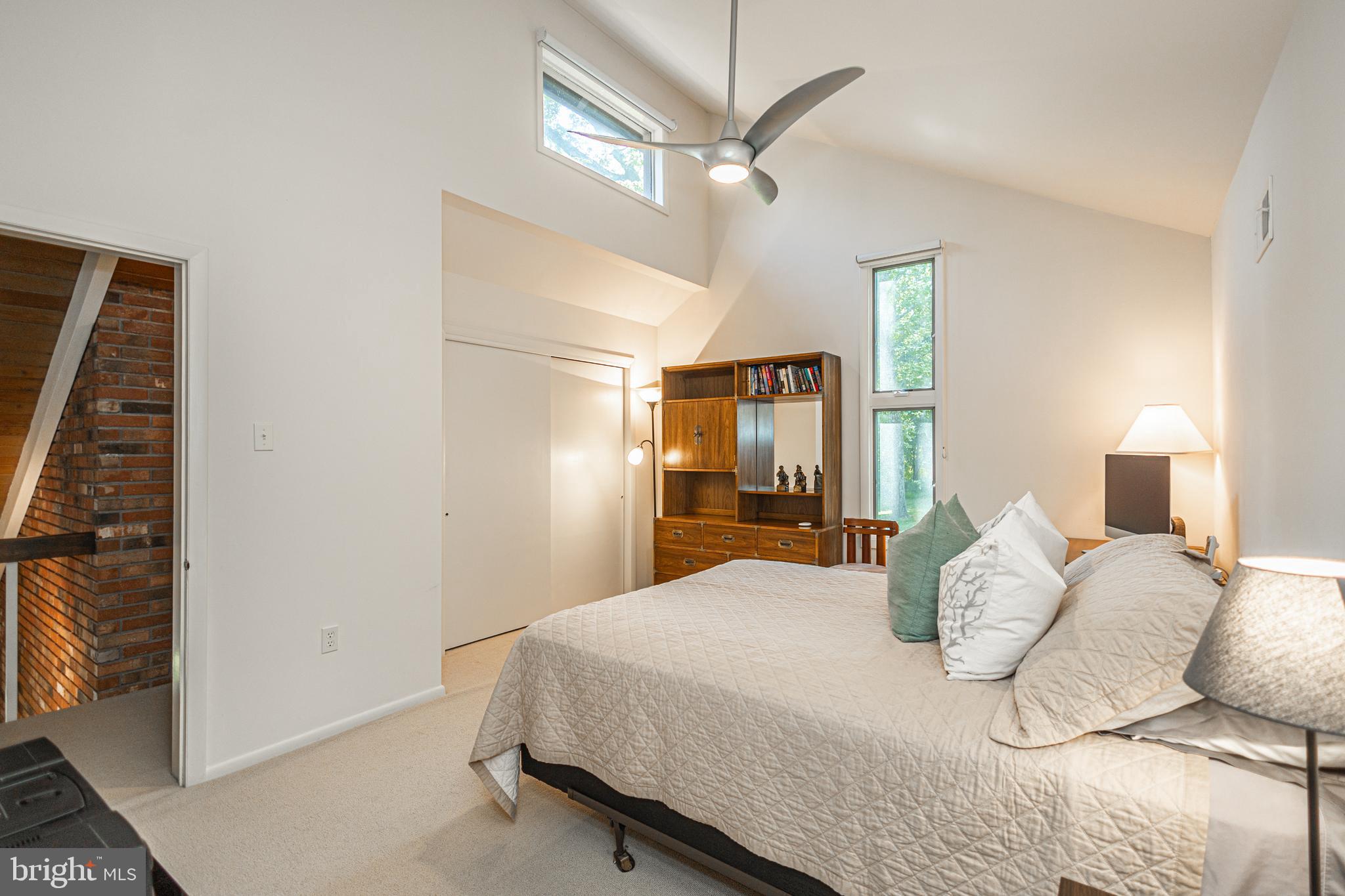 SUNNY KNOLLS - Residential