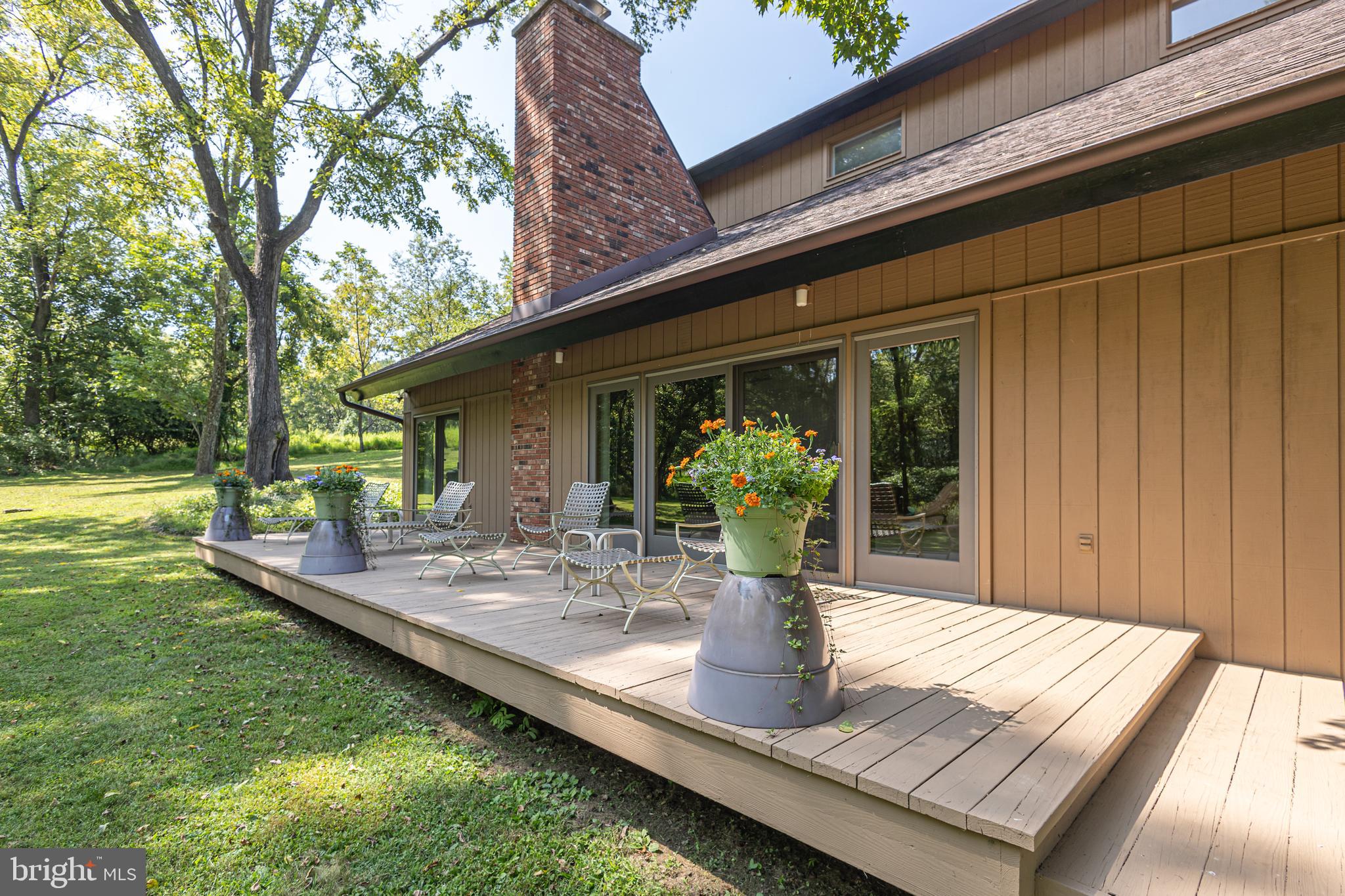 SUNNY KNOLLS - Residential