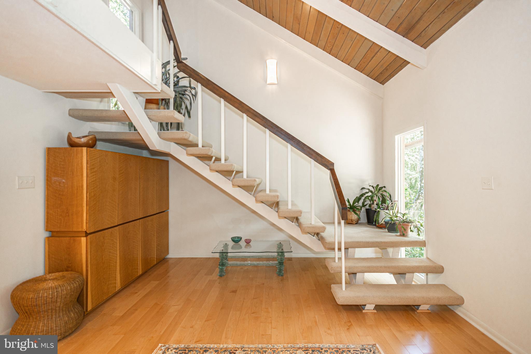 SUNNY KNOLLS - Residential