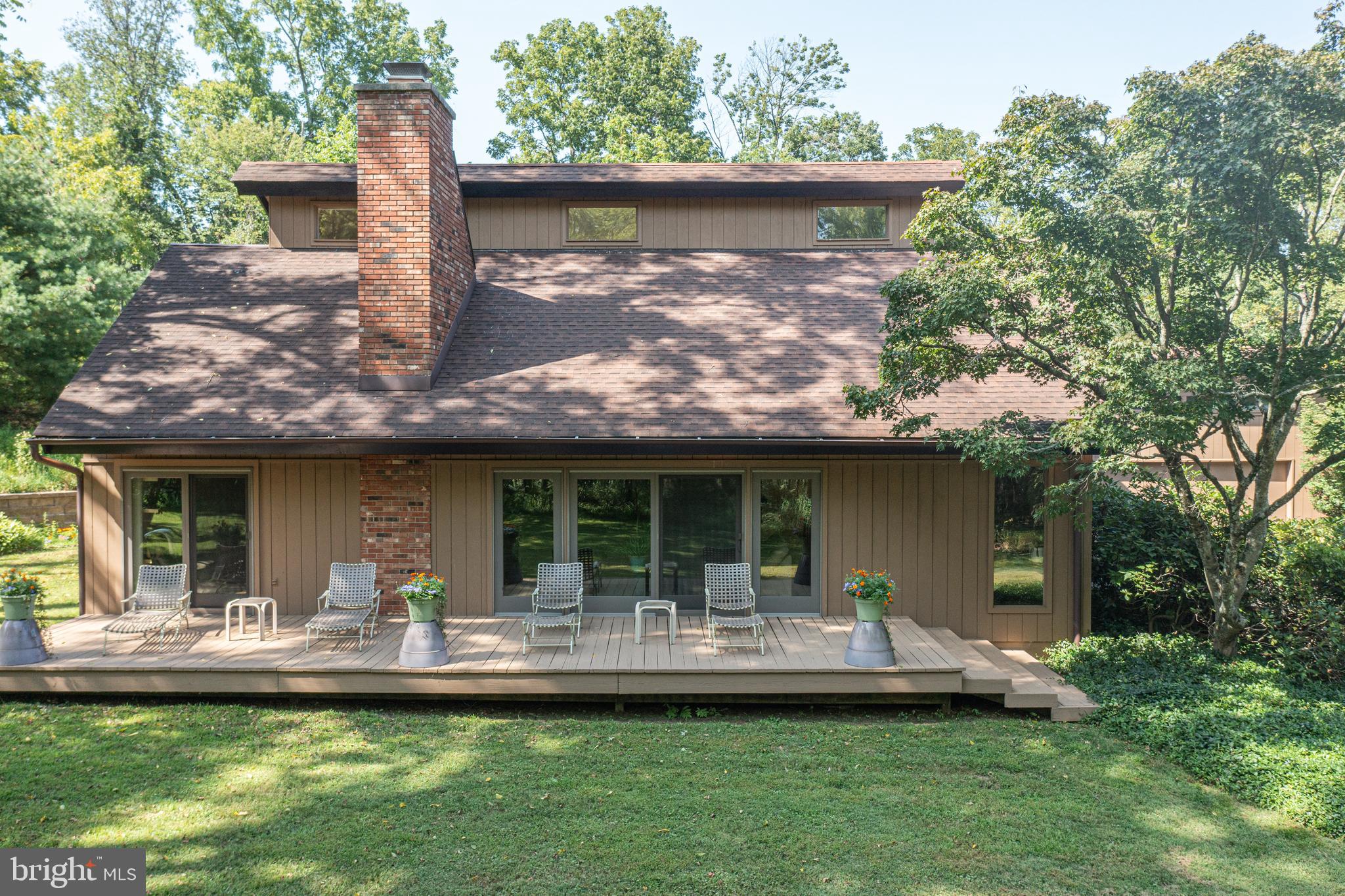 SUNNY KNOLLS - Residential