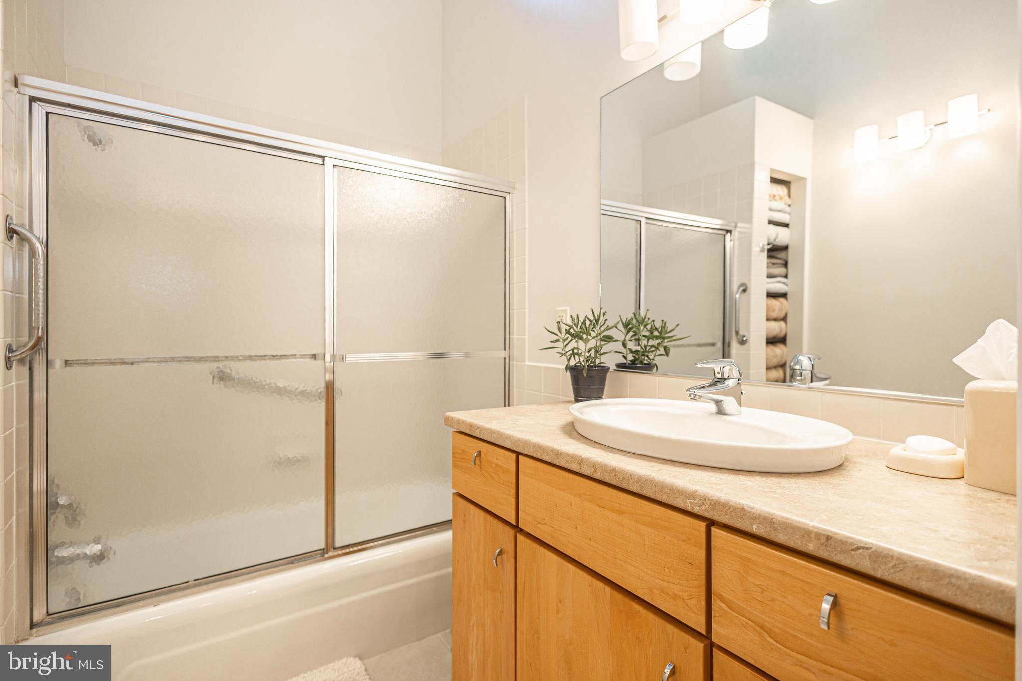 SUNNY KNOLLS - Residential