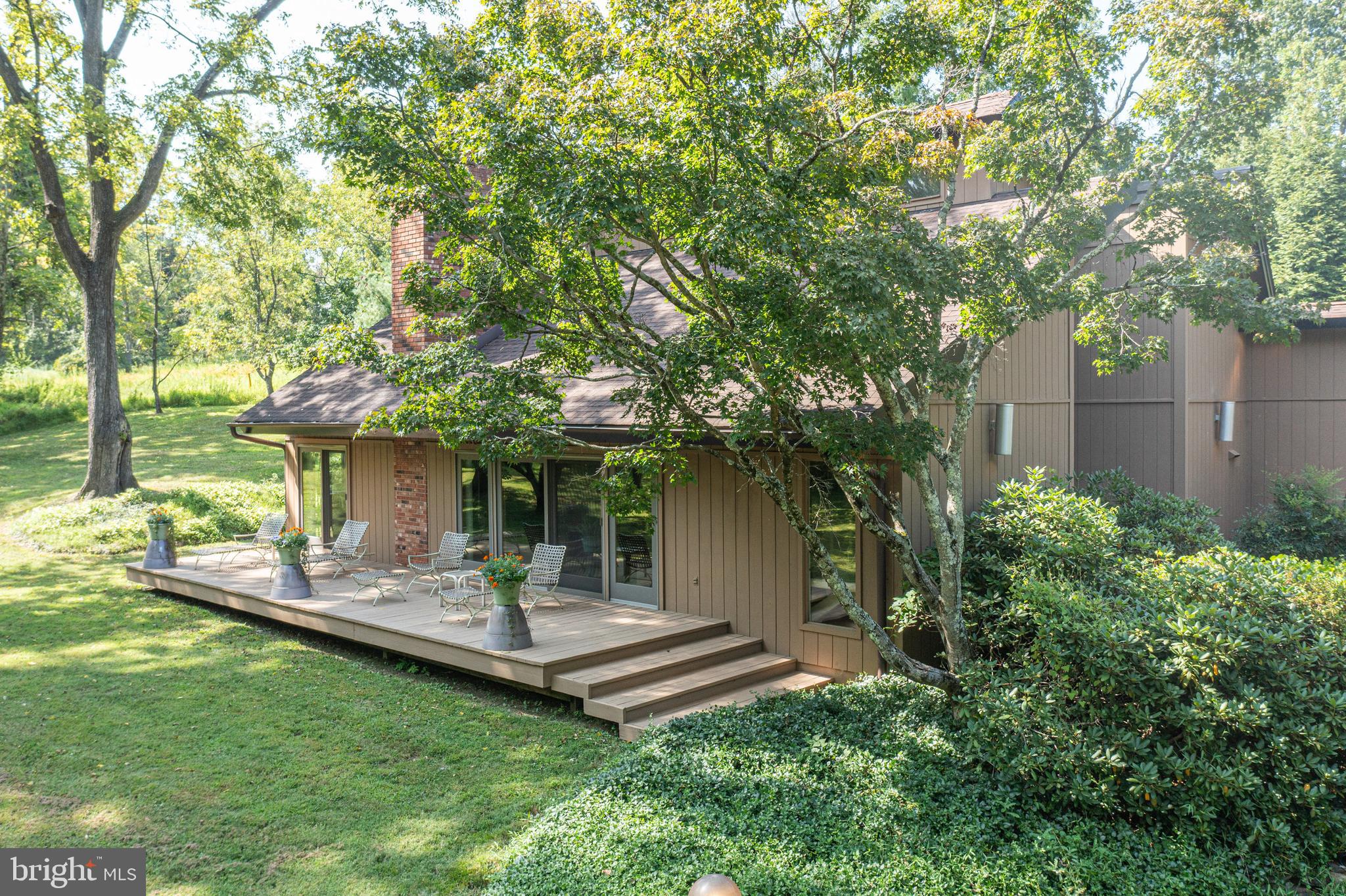 SUNNY KNOLLS - Residential