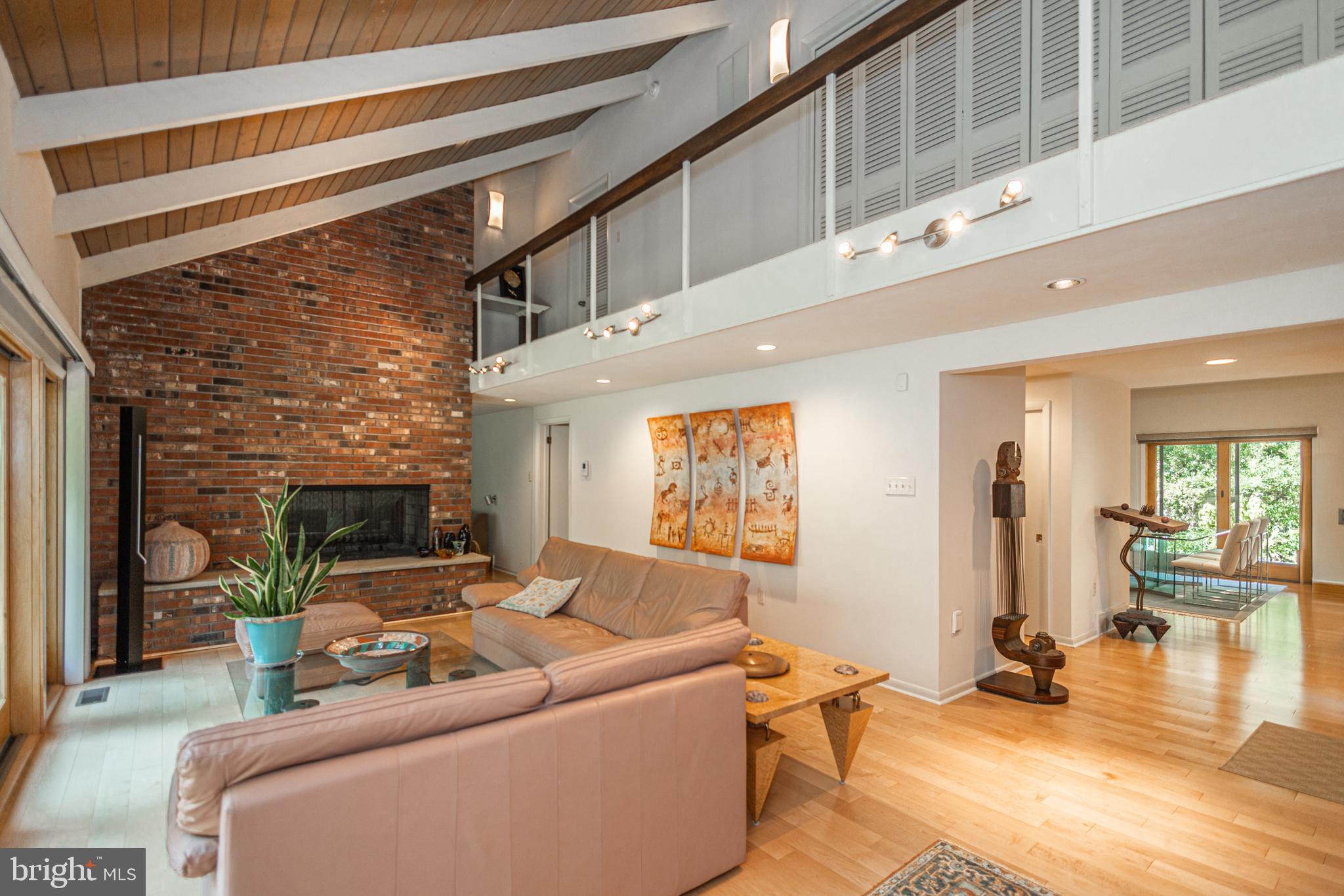 SUNNY KNOLLS - Residential