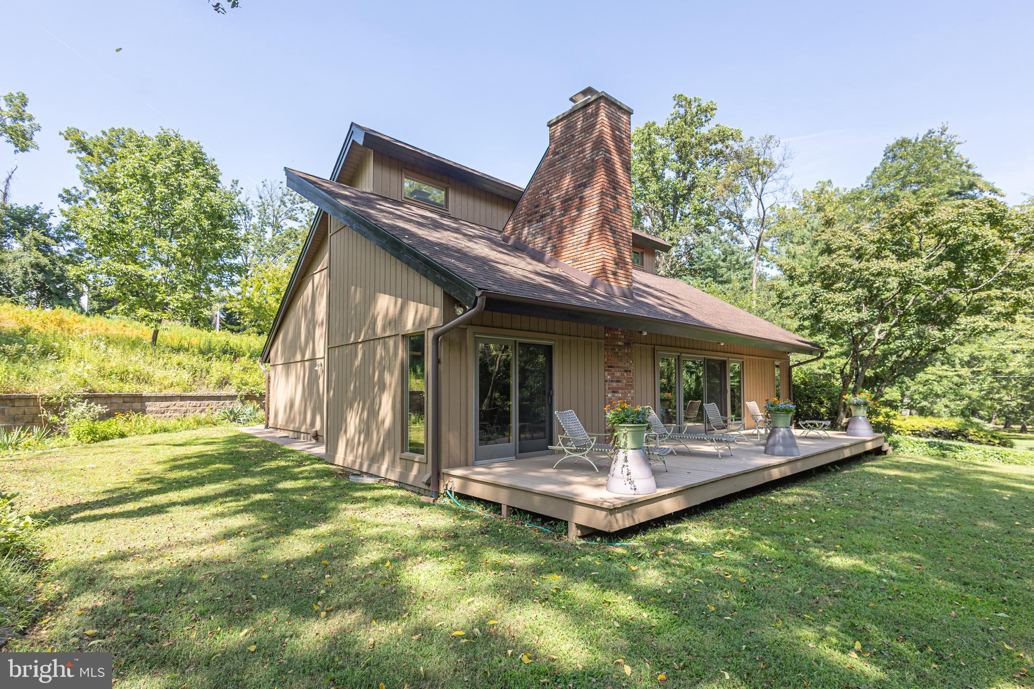 SUNNY KNOLLS - Residential