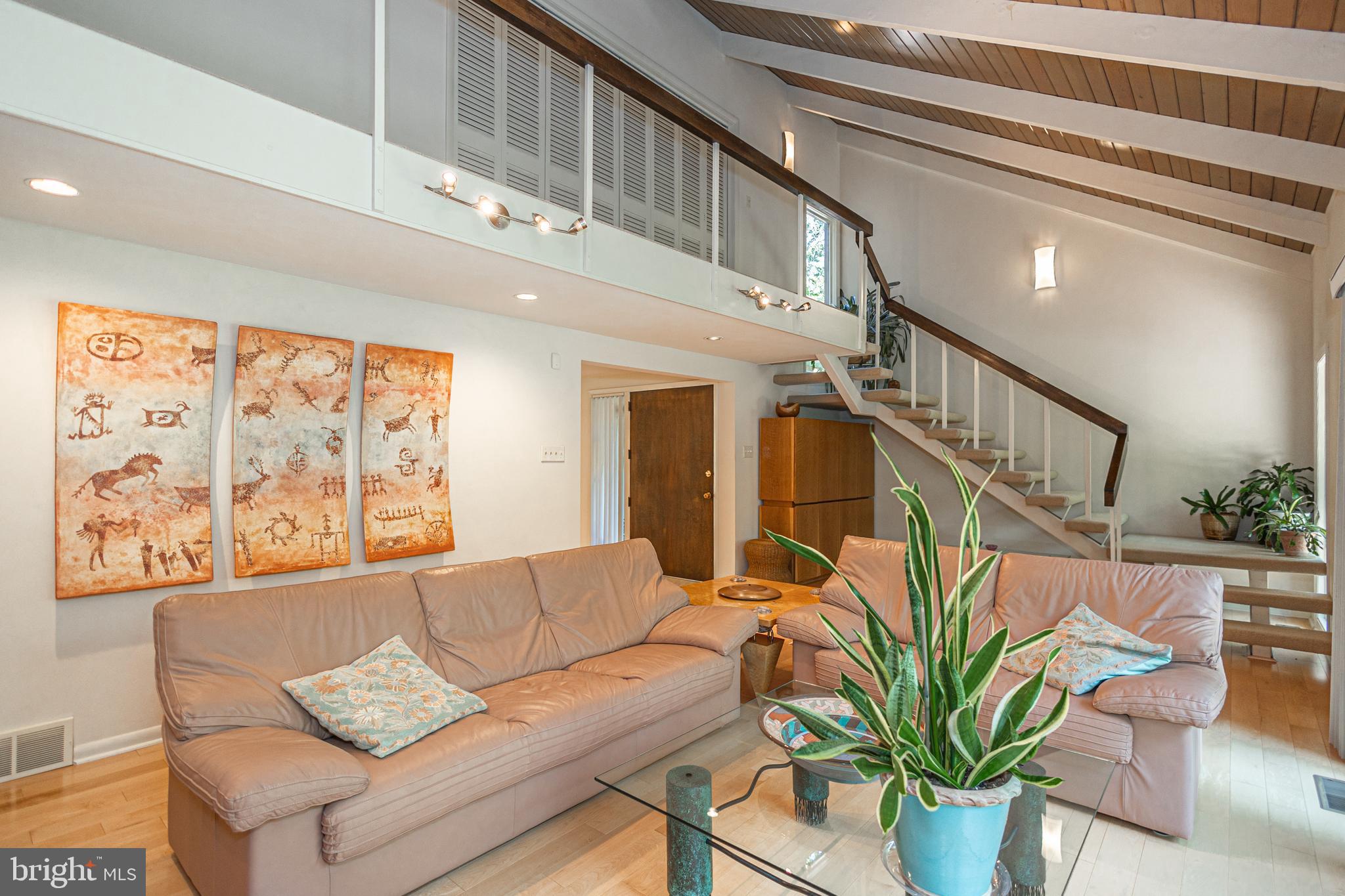 SUNNY KNOLLS - Residential