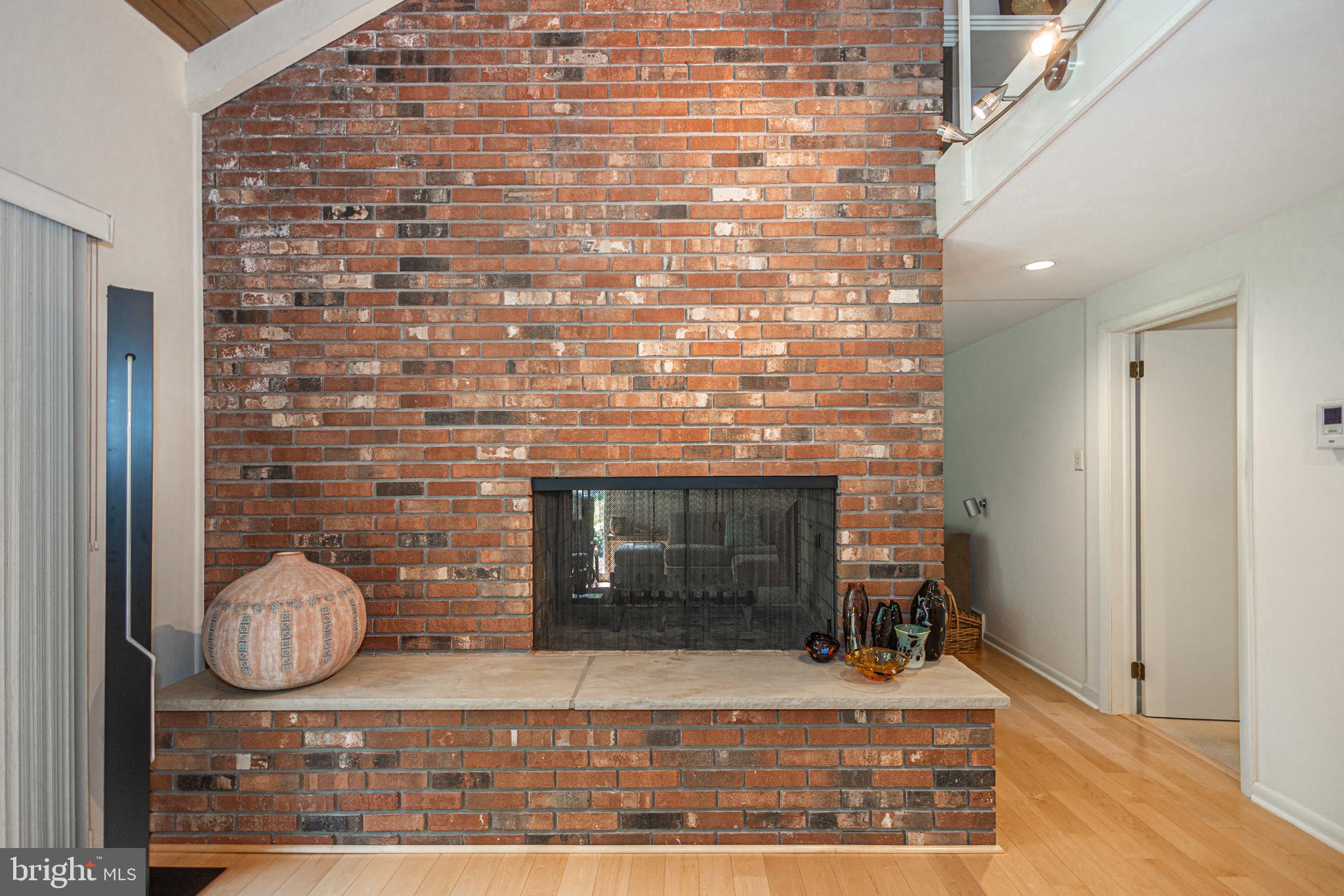 SUNNY KNOLLS - Residential