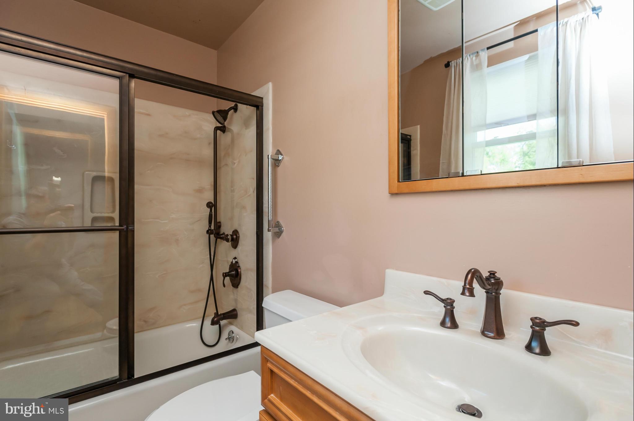 GLENSIDE PARK - Residential