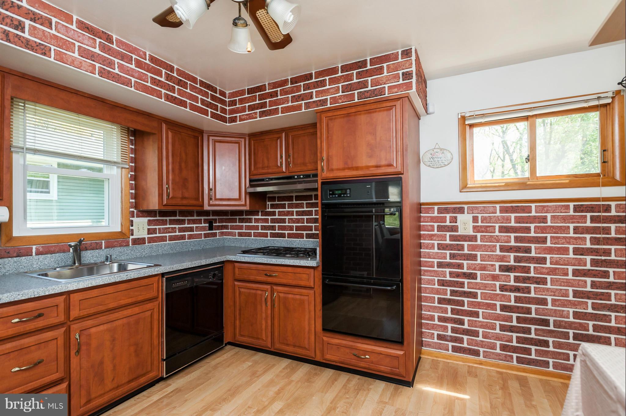 GLENSIDE PARK - Residential