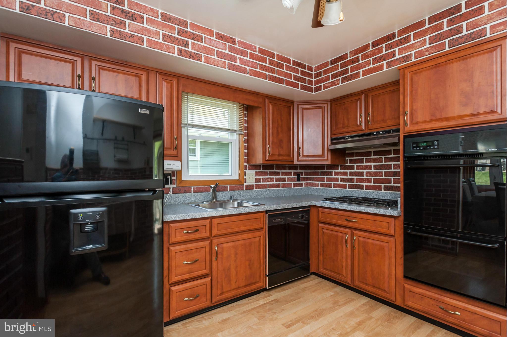 GLENSIDE PARK - Residential