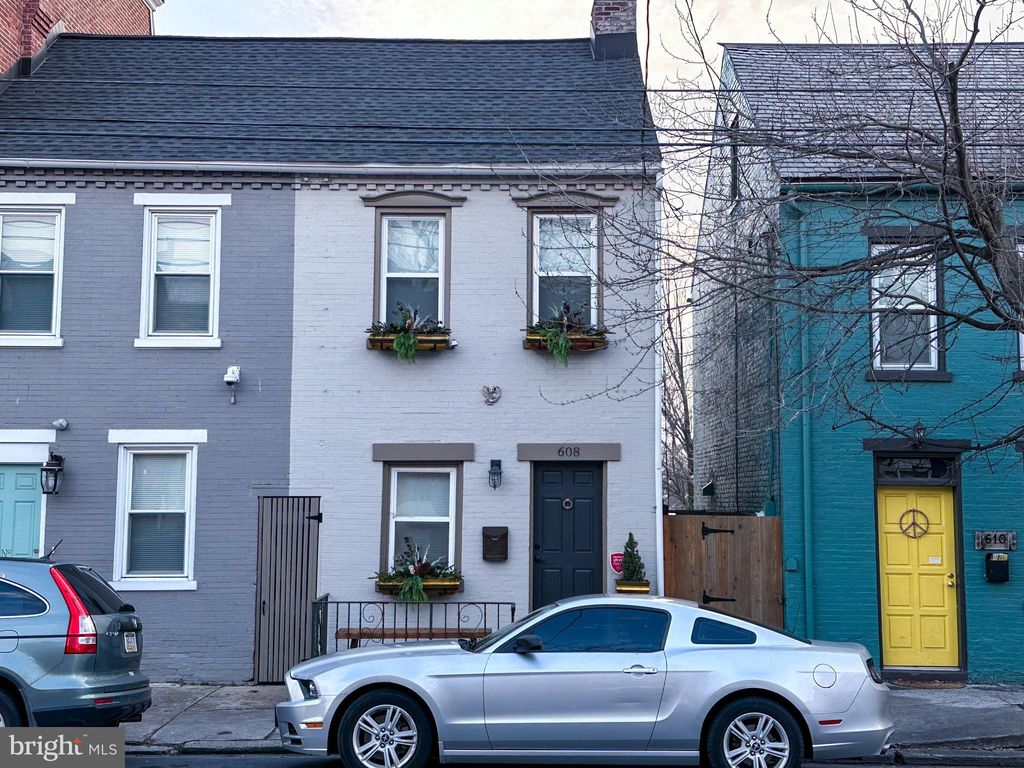 Photo of 608 COLUMBIA AVE, LANCASTER, PA 17603 (MLS # PALA2029780)