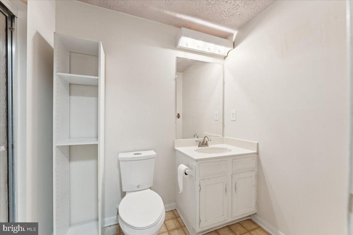 OAK POND PLAT FIVEPHASE - Residential