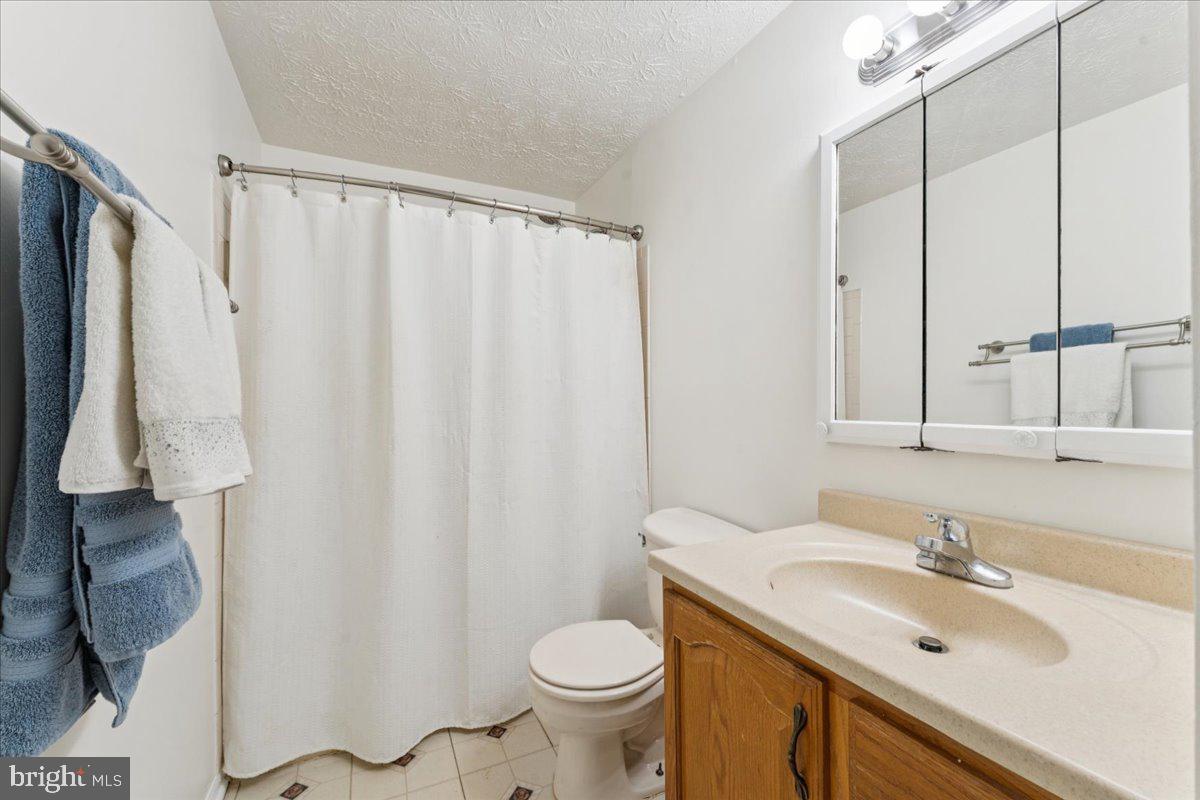 OAK POND PLAT FIVEPHASE - Residential