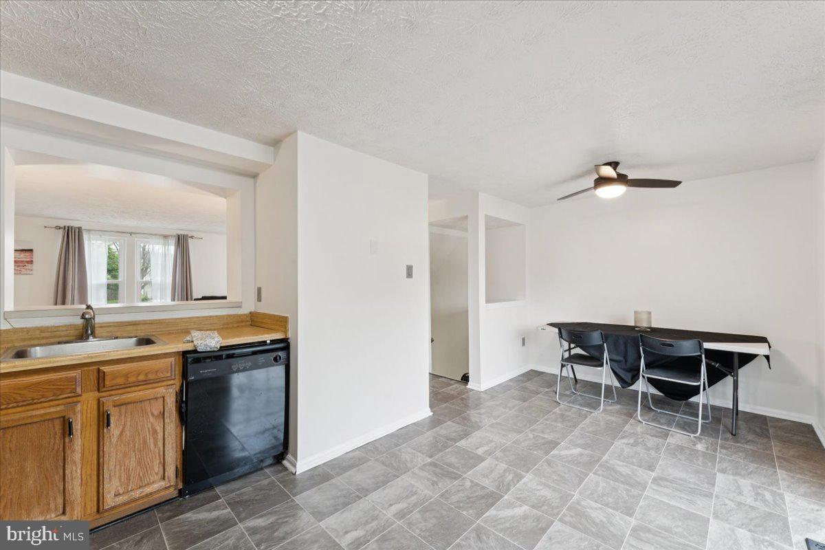 OAK POND PLAT FIVEPHASE - Residential