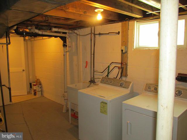 QUEENS CHAPEL MANOR - Residential