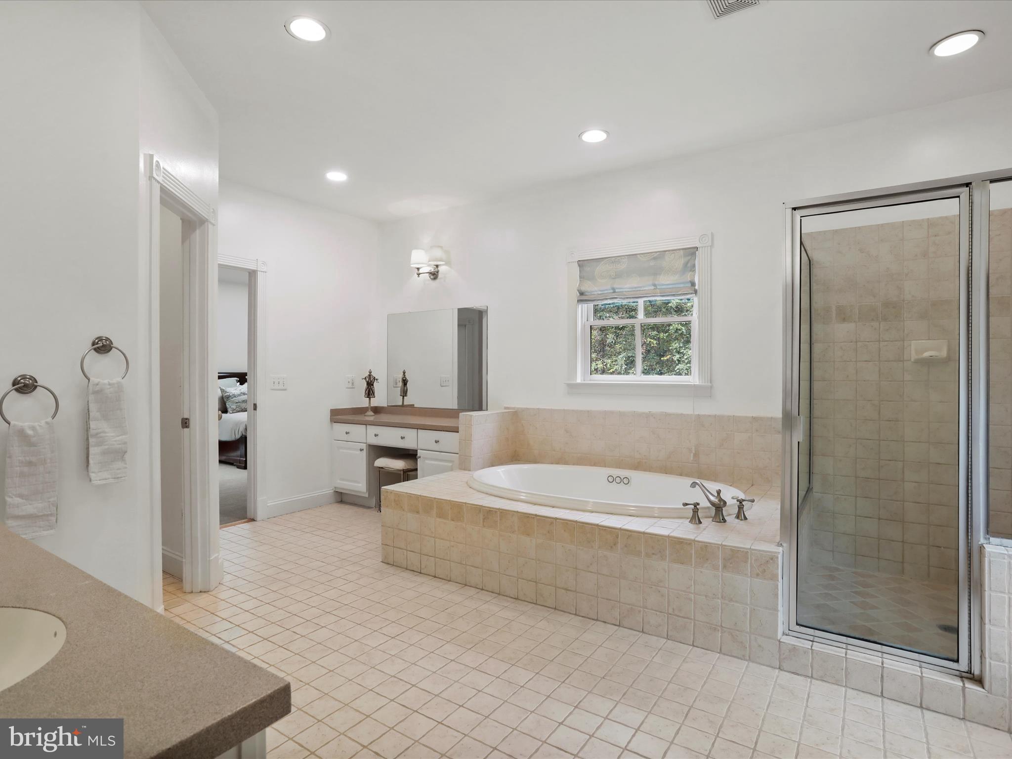 GRASSLAND - Residential