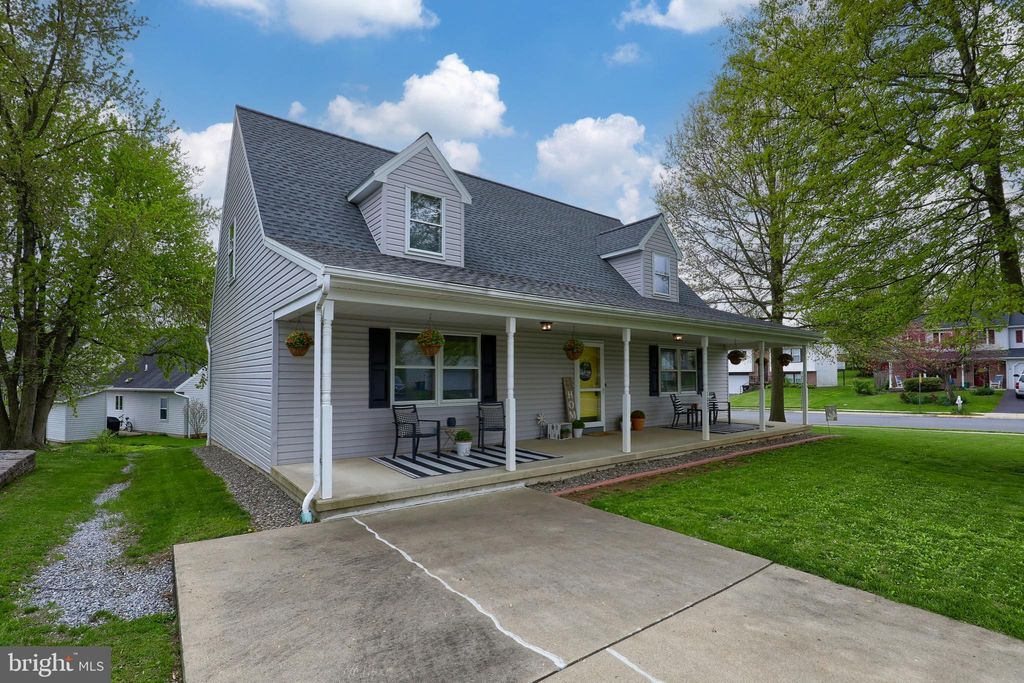 Photo of 1087 HOLLY LN, DENVER, PA 17517 (MLS # PALA2032202)