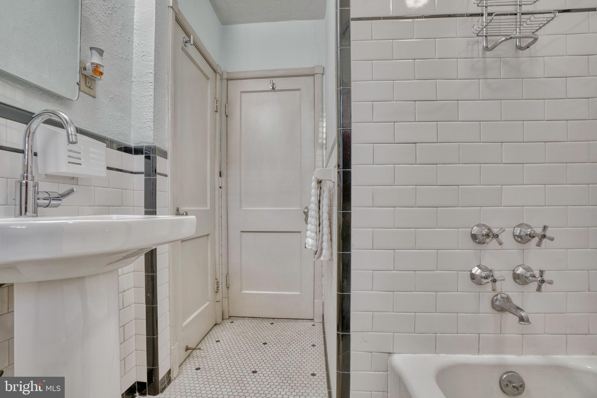 RODGERS FORGE - Residential