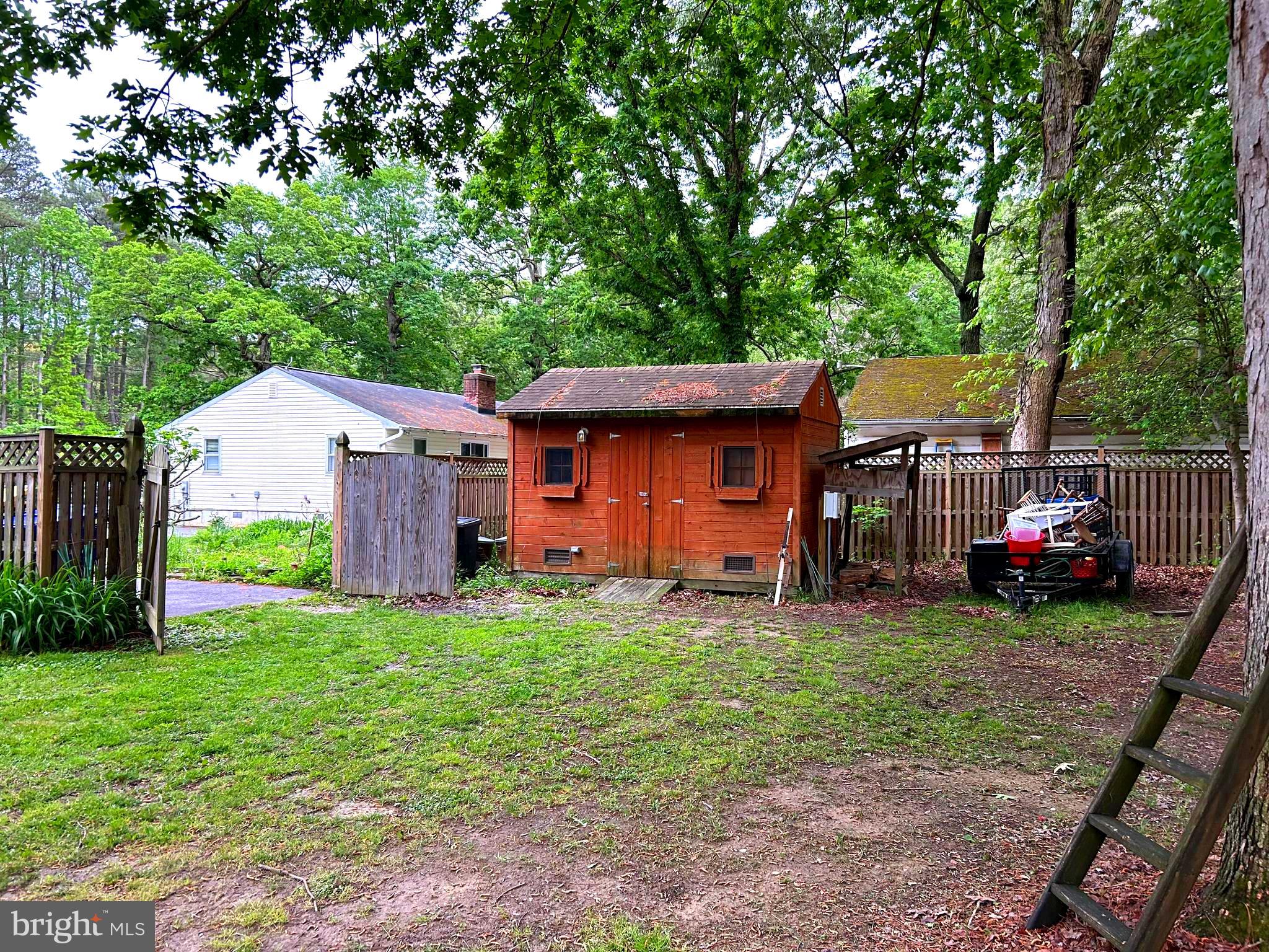 KENT ISLAND ESTATES - Residential