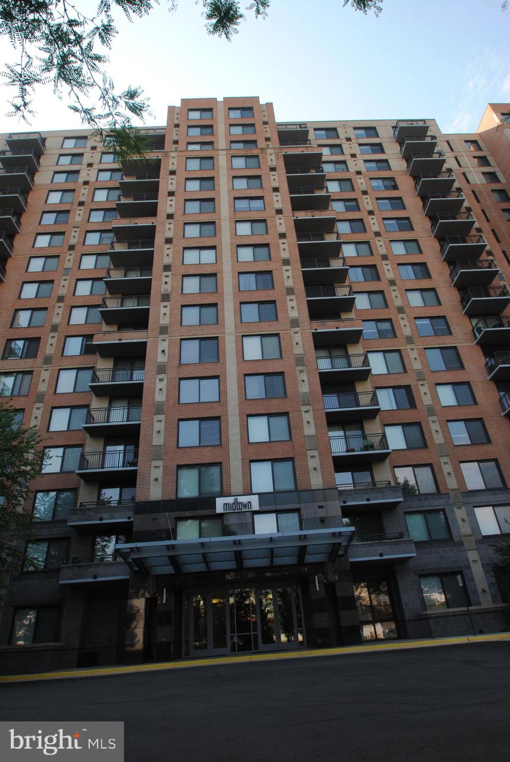 MIDTOWN ALEXANDRIA STATION CONDOMINIUM - Residential