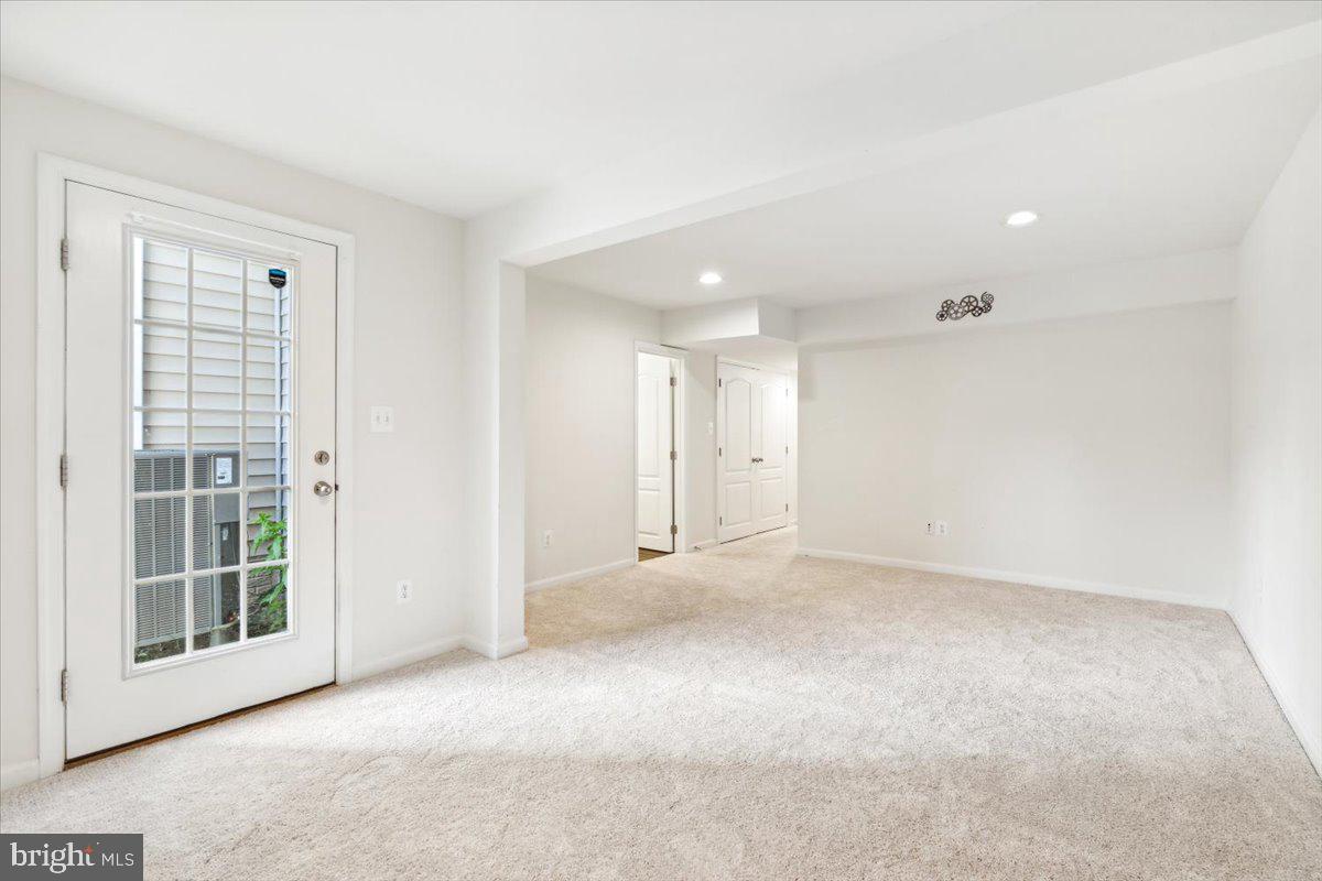 TOWNES AT TATE MANOR - Residential Lease