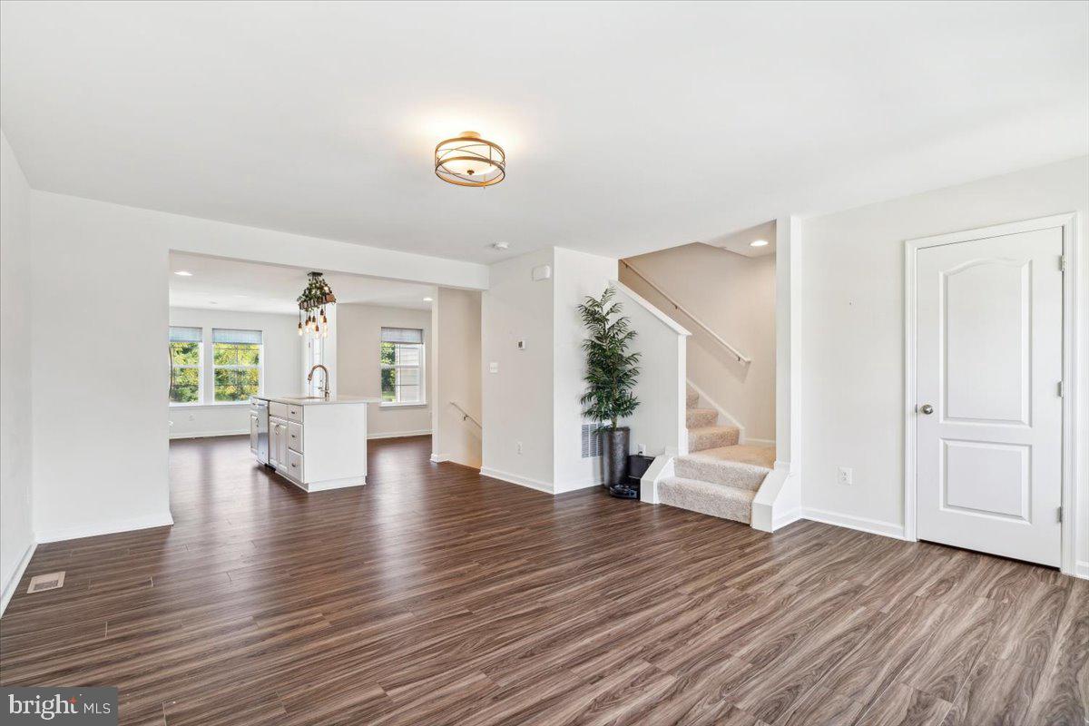 TOWNES AT TATE MANOR - Residential Lease