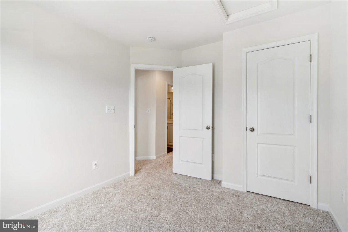 TOWNES AT TATE MANOR - Residential Lease