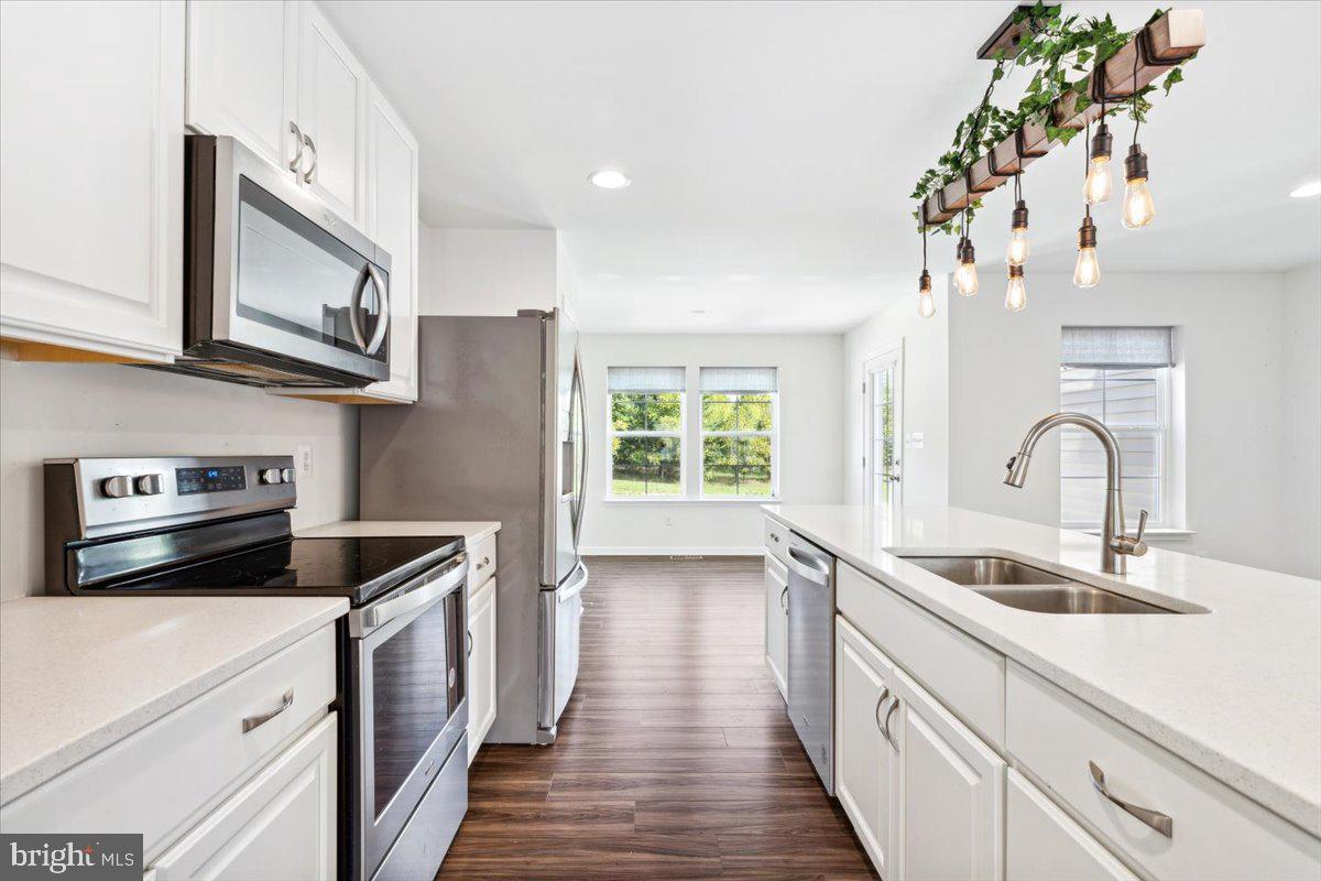 TOWNES AT TATE MANOR - Residential Lease