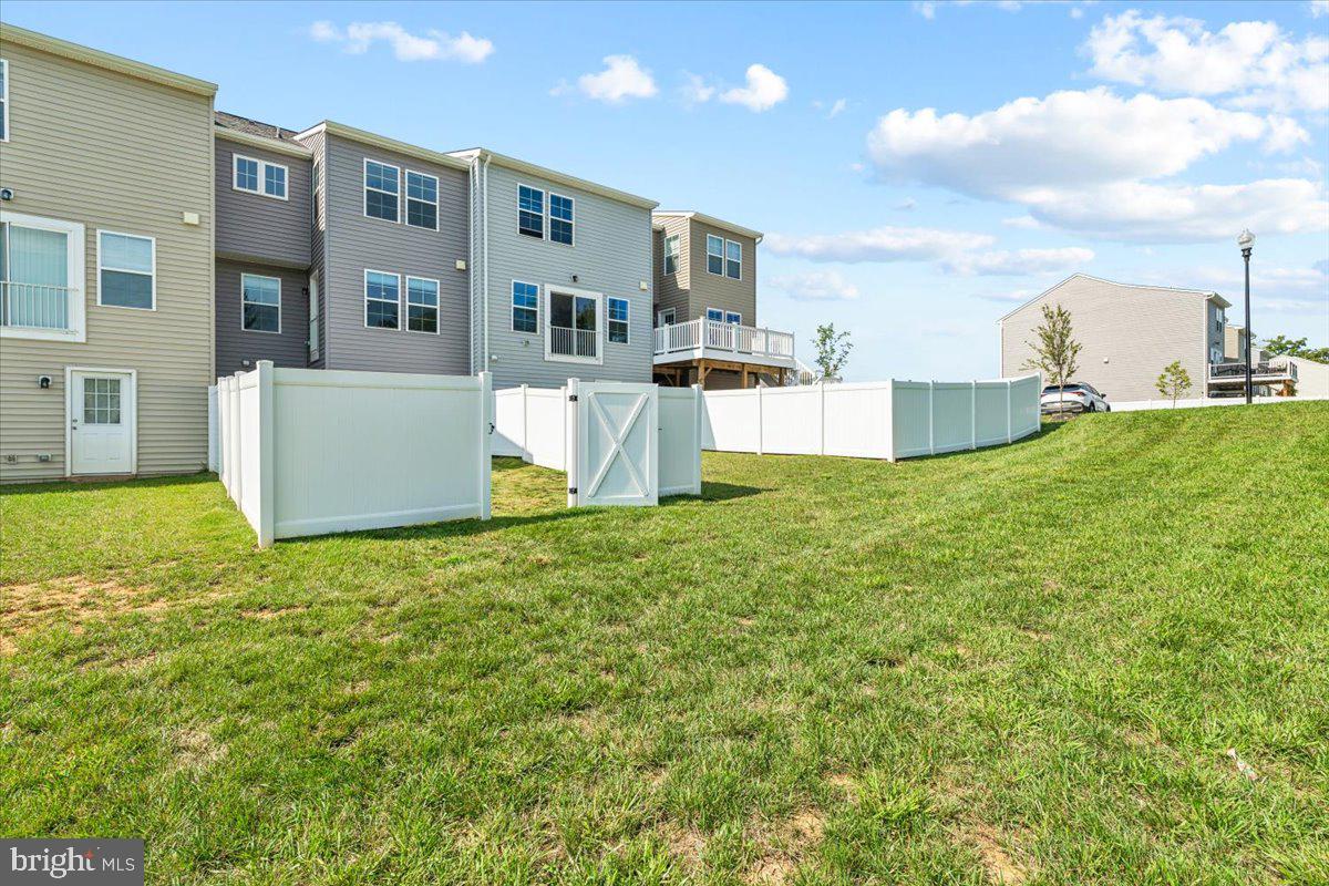 TOWNES AT TATE MANOR - Residential Lease