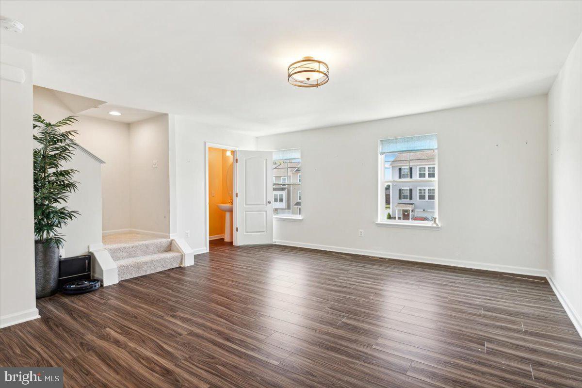 TOWNES AT TATE MANOR - Residential Lease