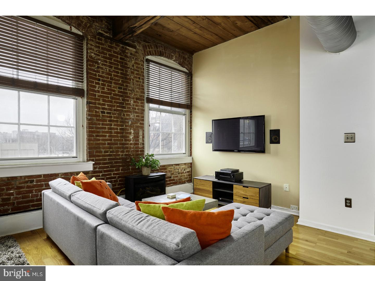 OLD CITY - Residential Lease