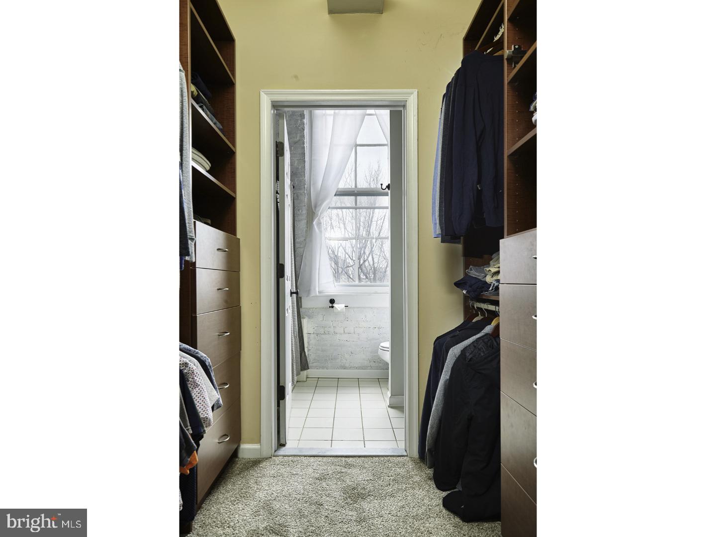 OLD CITY - Residential Lease