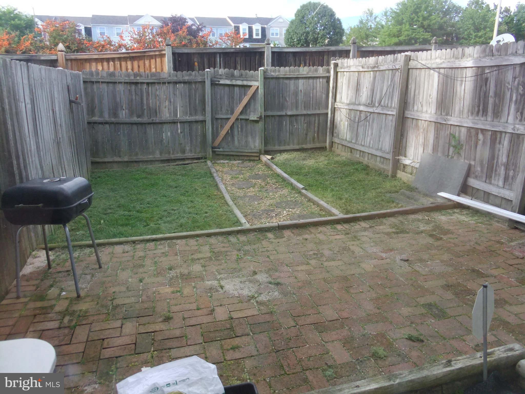 SINGLETONS GROVE - Residential