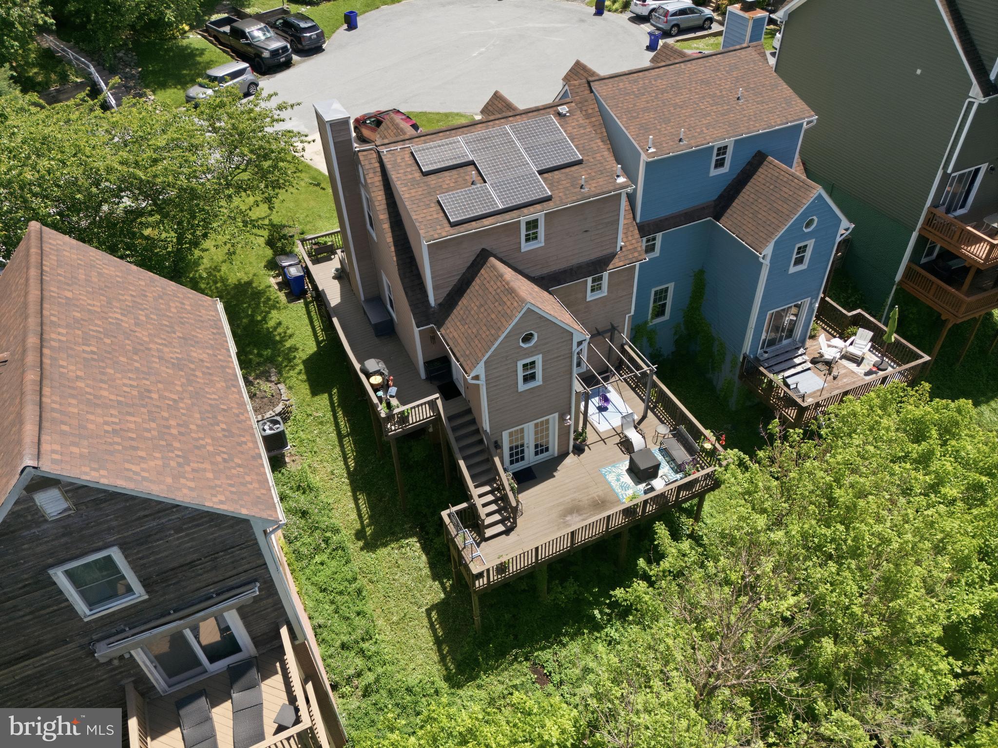 COURTS OF PINEHURST - Residential