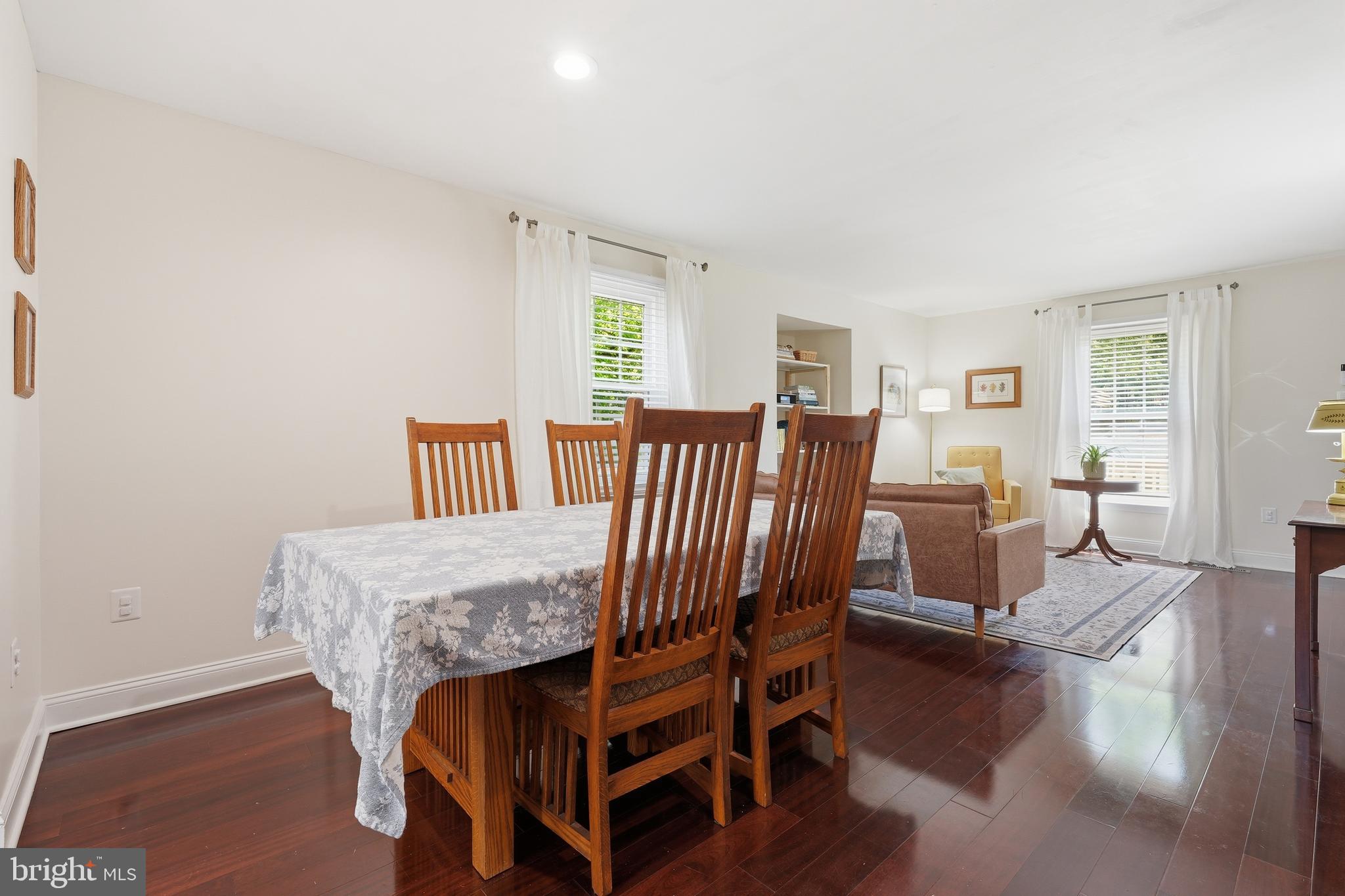 COURTS OF PINEHURST - Residential