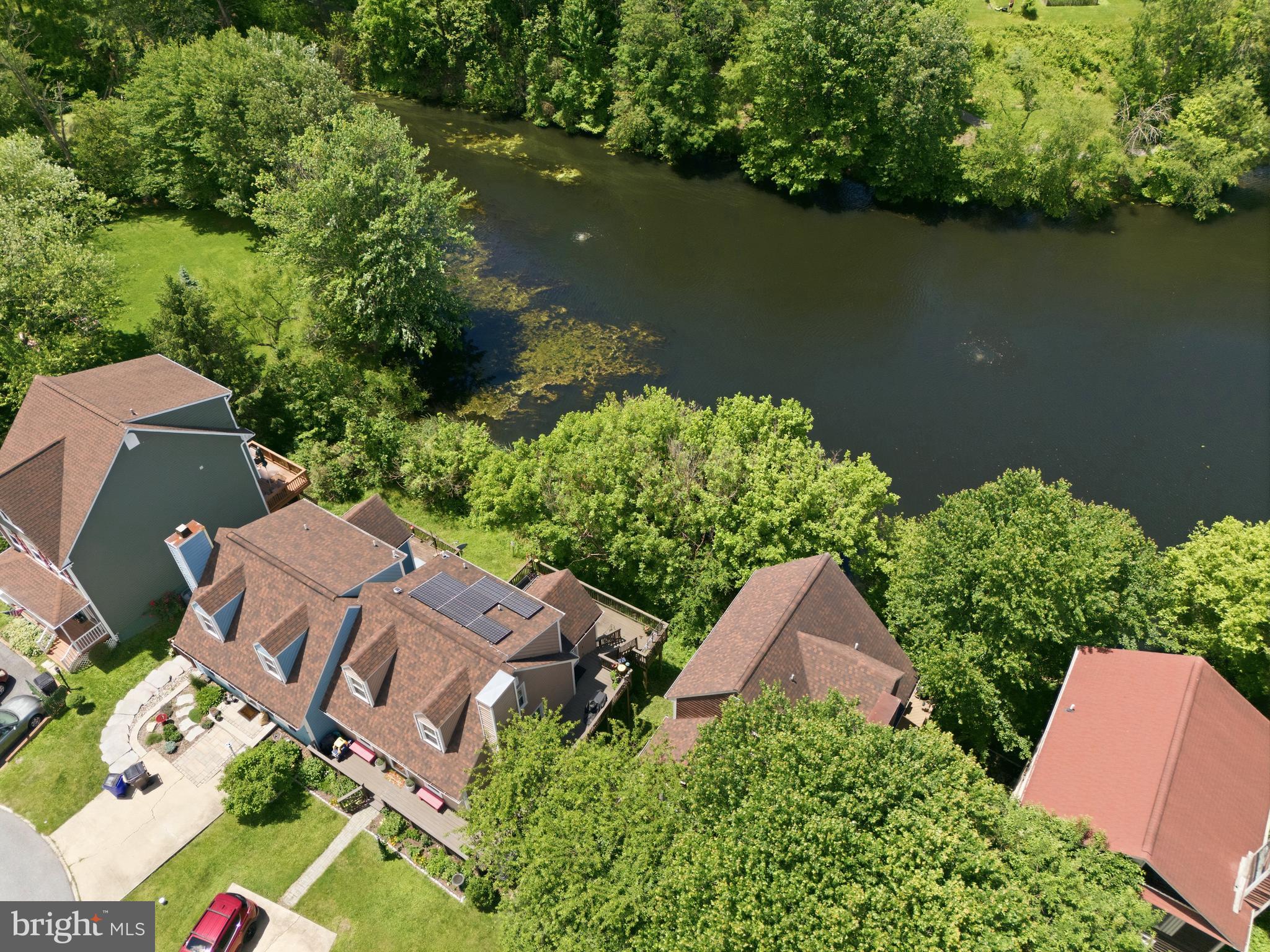 COURTS OF PINEHURST - Residential