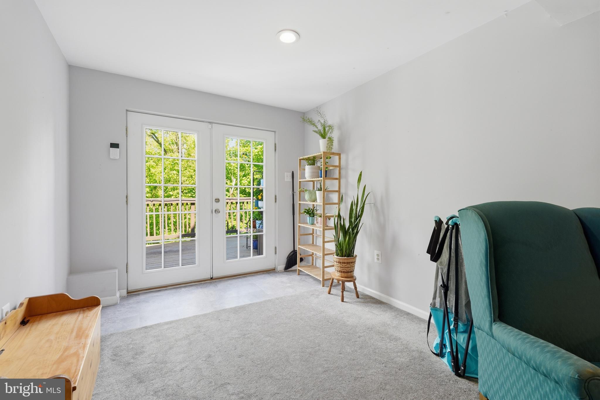 COURTS OF PINEHURST - Residential