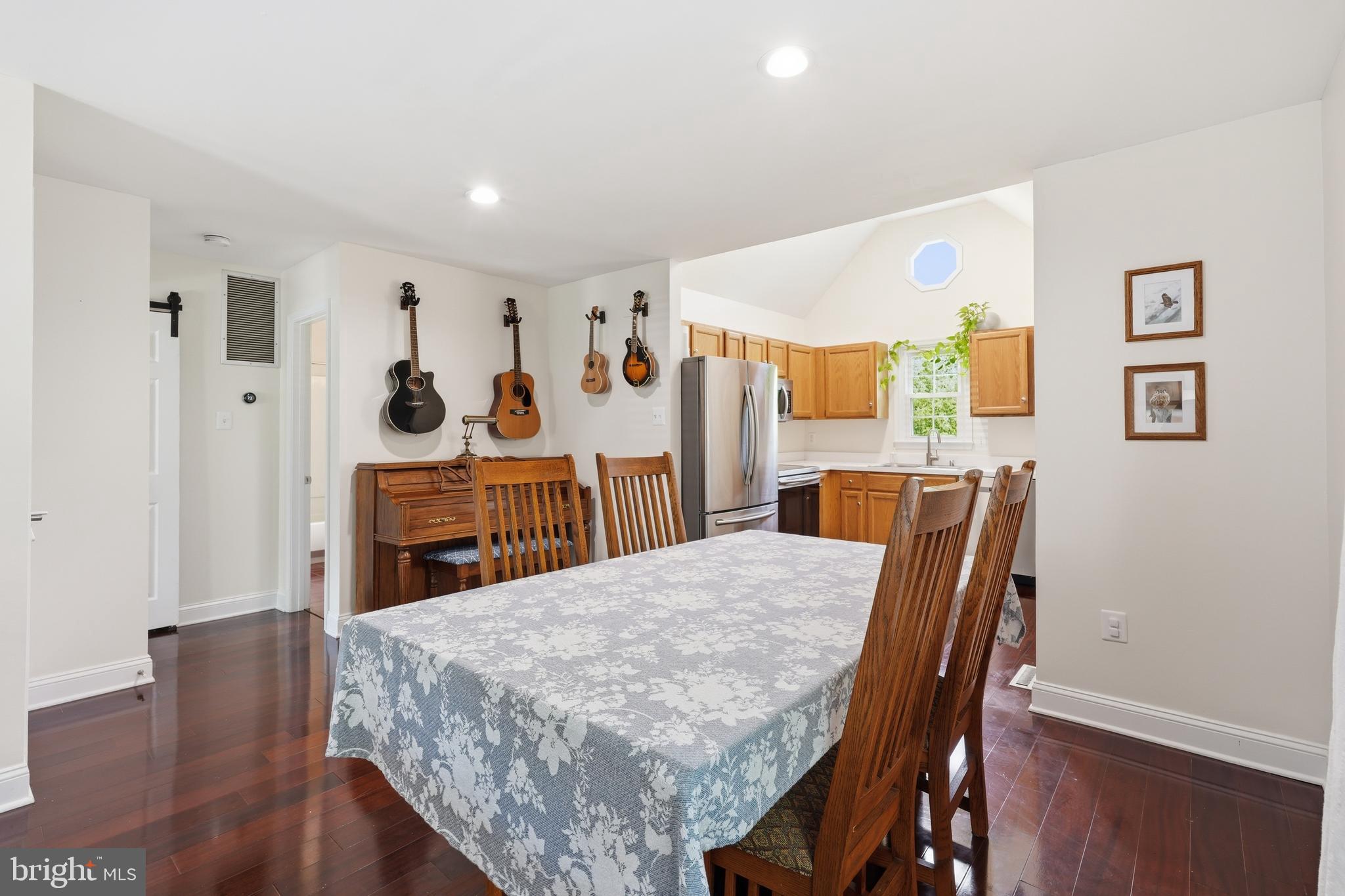 COURTS OF PINEHURST - Residential