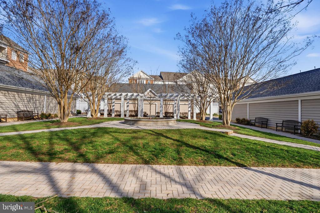 KING FARM - Residential