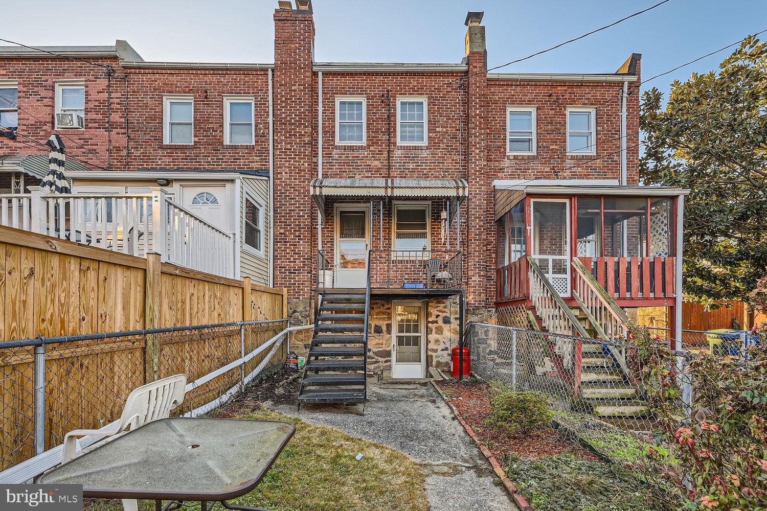 HAMPDEN HISTORIC DISTRICT - Residential