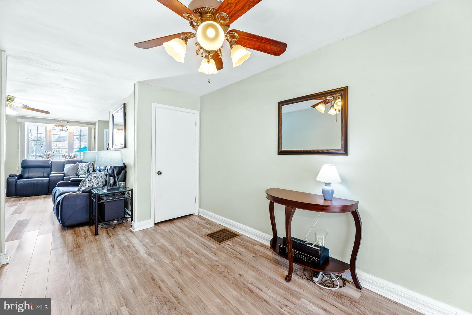 HOLMESBURG - Residential