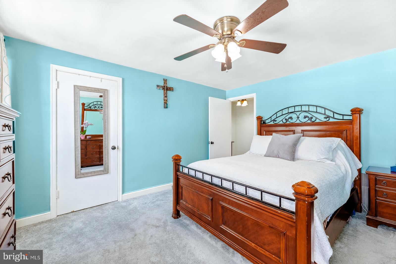 HOLMESBURG - Residential