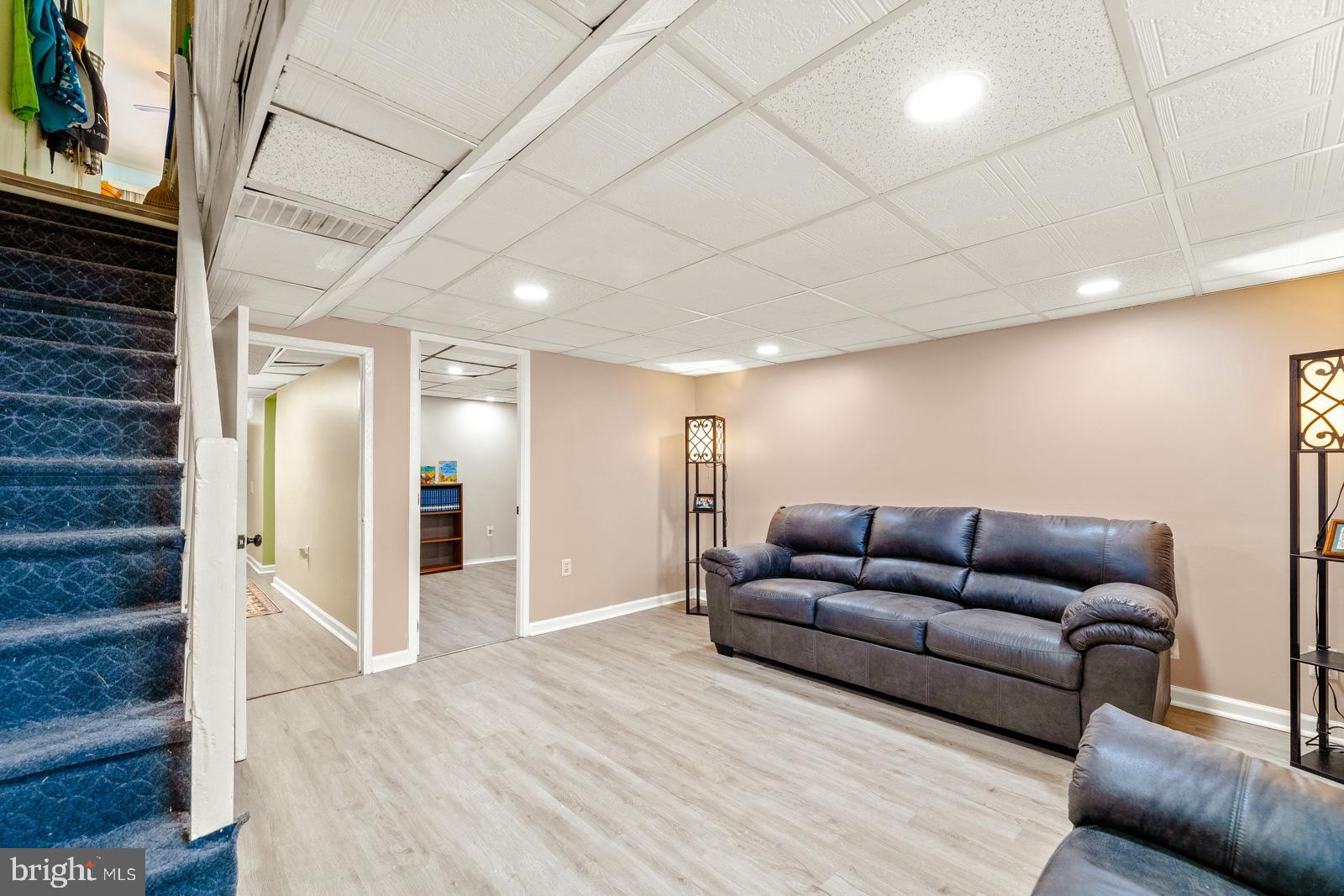 HOLMESBURG - Residential